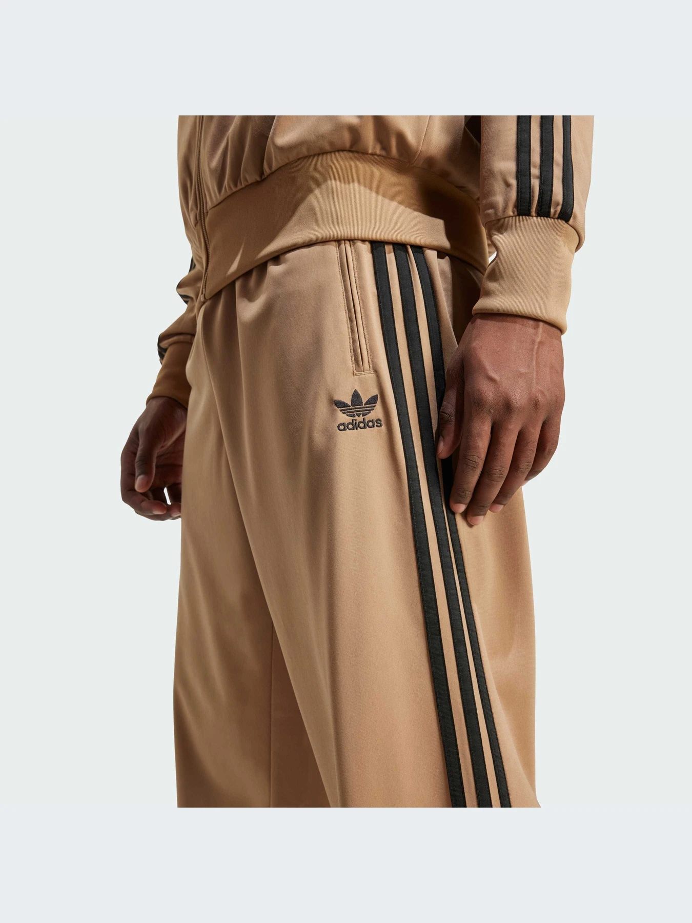Брюки Adidas модель JY6369-KZ Брюки Adidas модель JY6369-KZ Фото