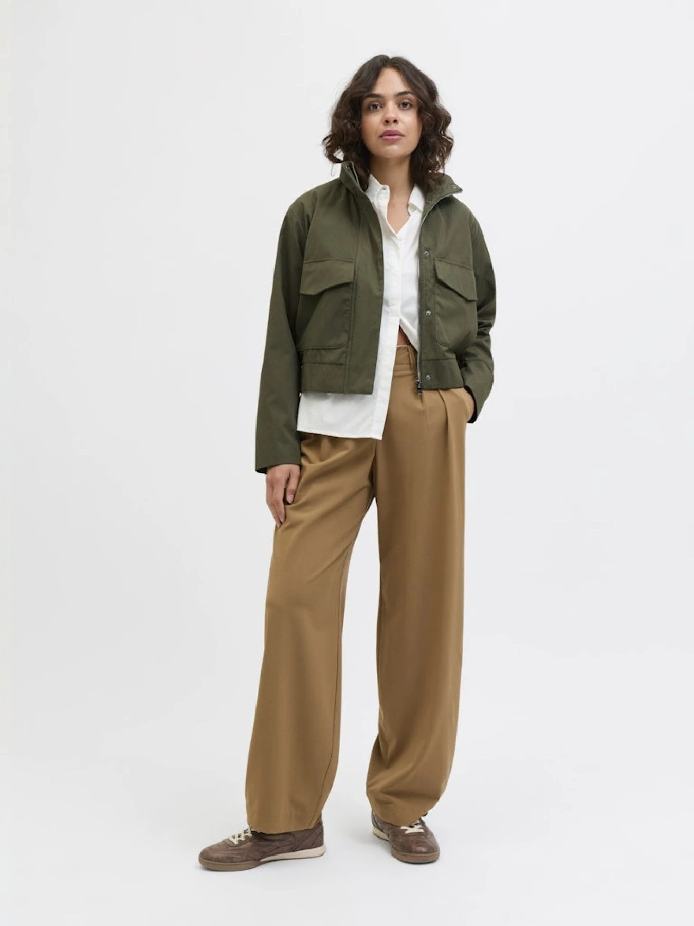 Куртки и дубленки JACK & JONES модель 12269068_Dustyolive Куртки и дубленки JACK & JONES модель 12269068_Dustyolive Фото