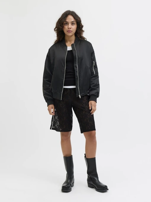 Куртки и дубленки JACK & JONES модель 12224679_Black Фото