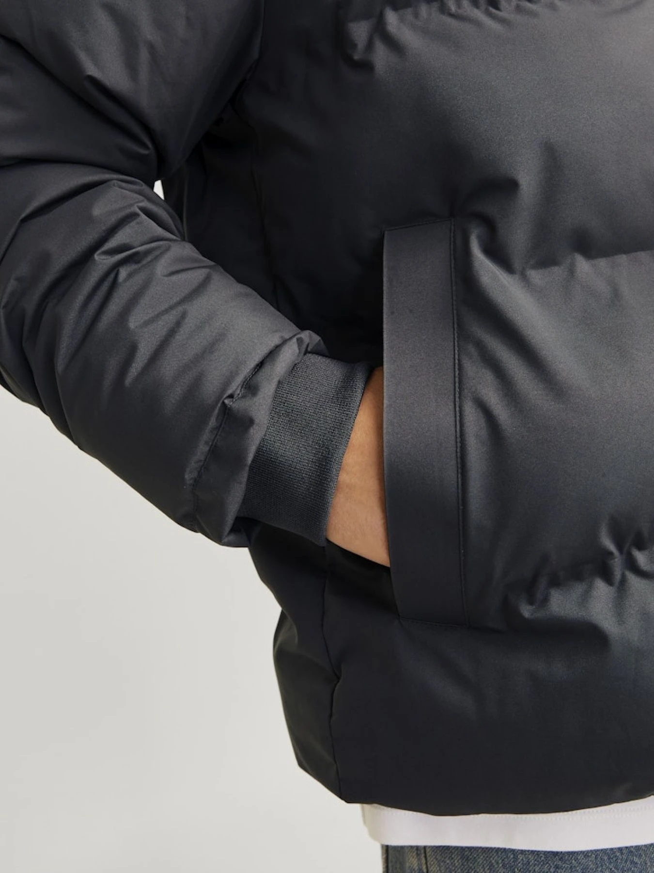 Куртки и дубленки JACK & JONES модель 12256887_ASPHALT Фото
