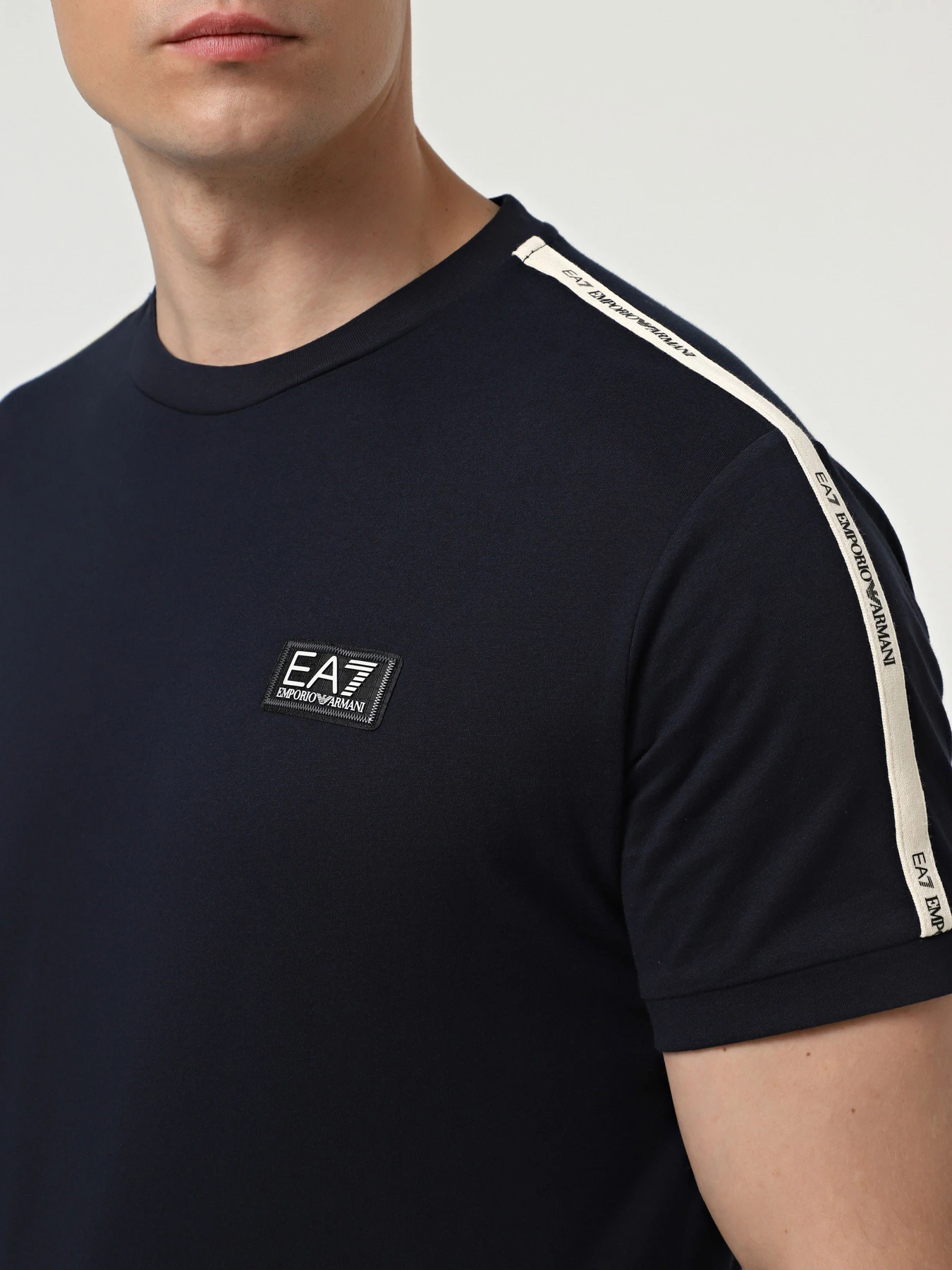 Футболки и поло EA7 модель 7M000956-AF10375-MB437 Фото
