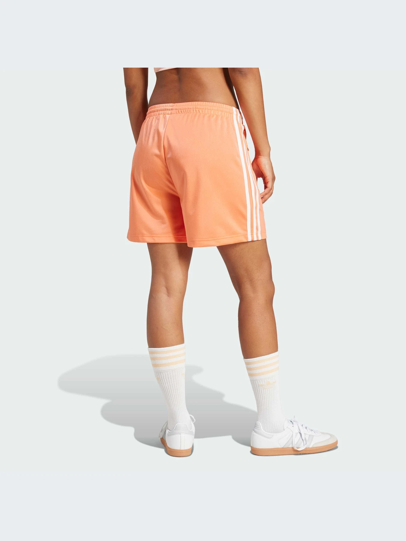 Шорты Adidas Adicolor модель JD0818-KZ Шорты Adidas Adicolor модель JD0818-KZ Фото