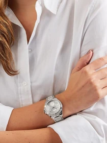 Часы GUESS модель W1156L1 Фото