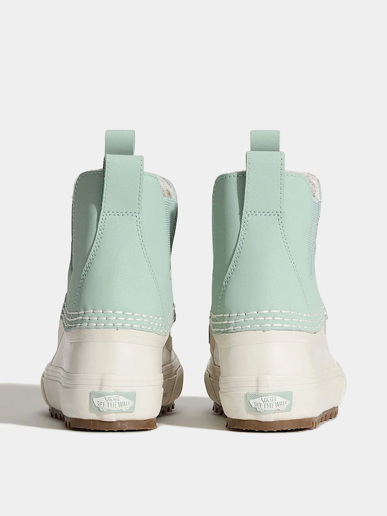 Ботинки и сапоги Vans модель VN000D29EMW1 Ботинки и сапоги Vans модель VN000D29EMW1 Фото
