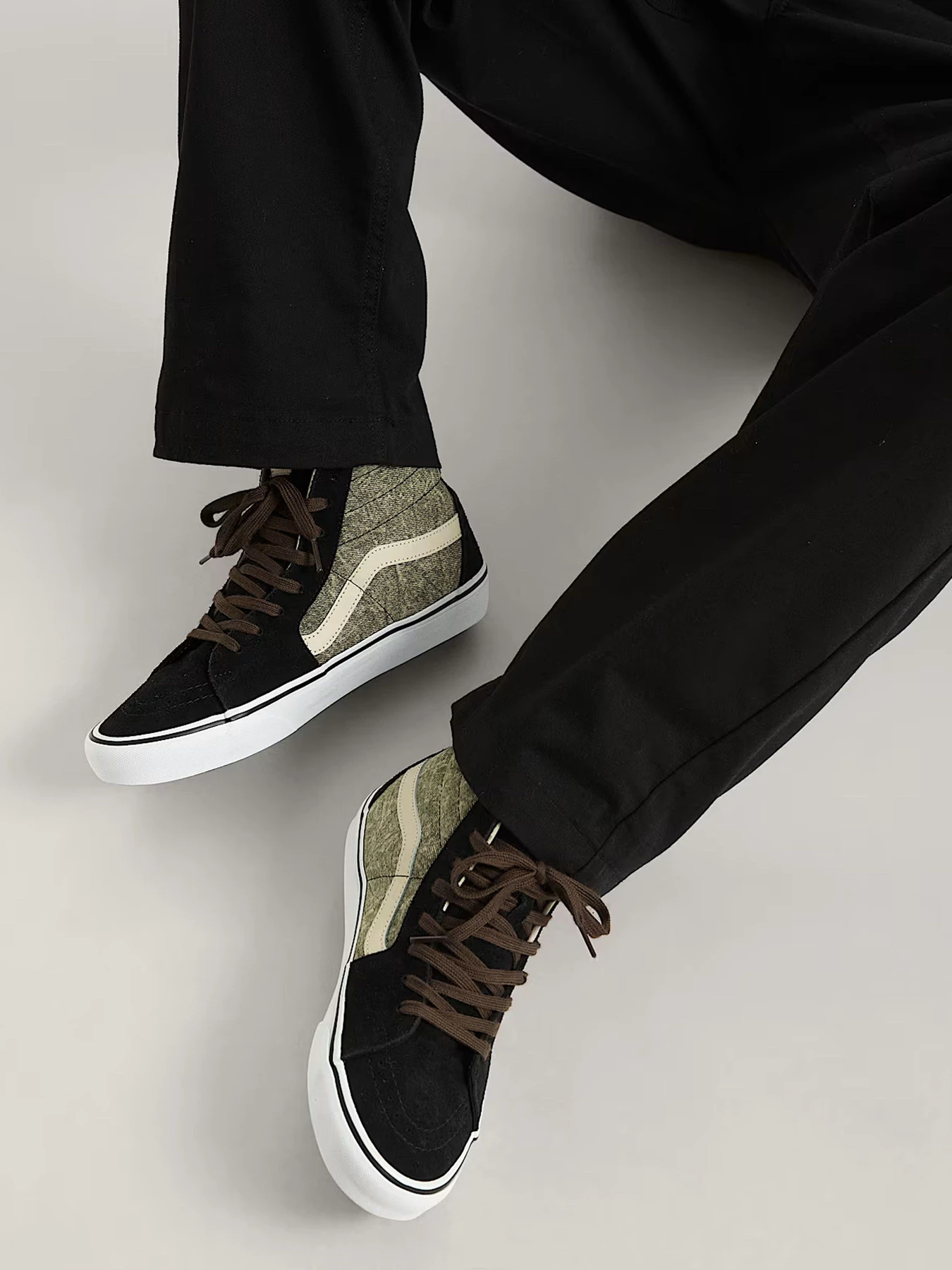 Кеды Vans модель VN000BW7BLK1 Кеды Vans модель VN000BW7BLK1 Фото