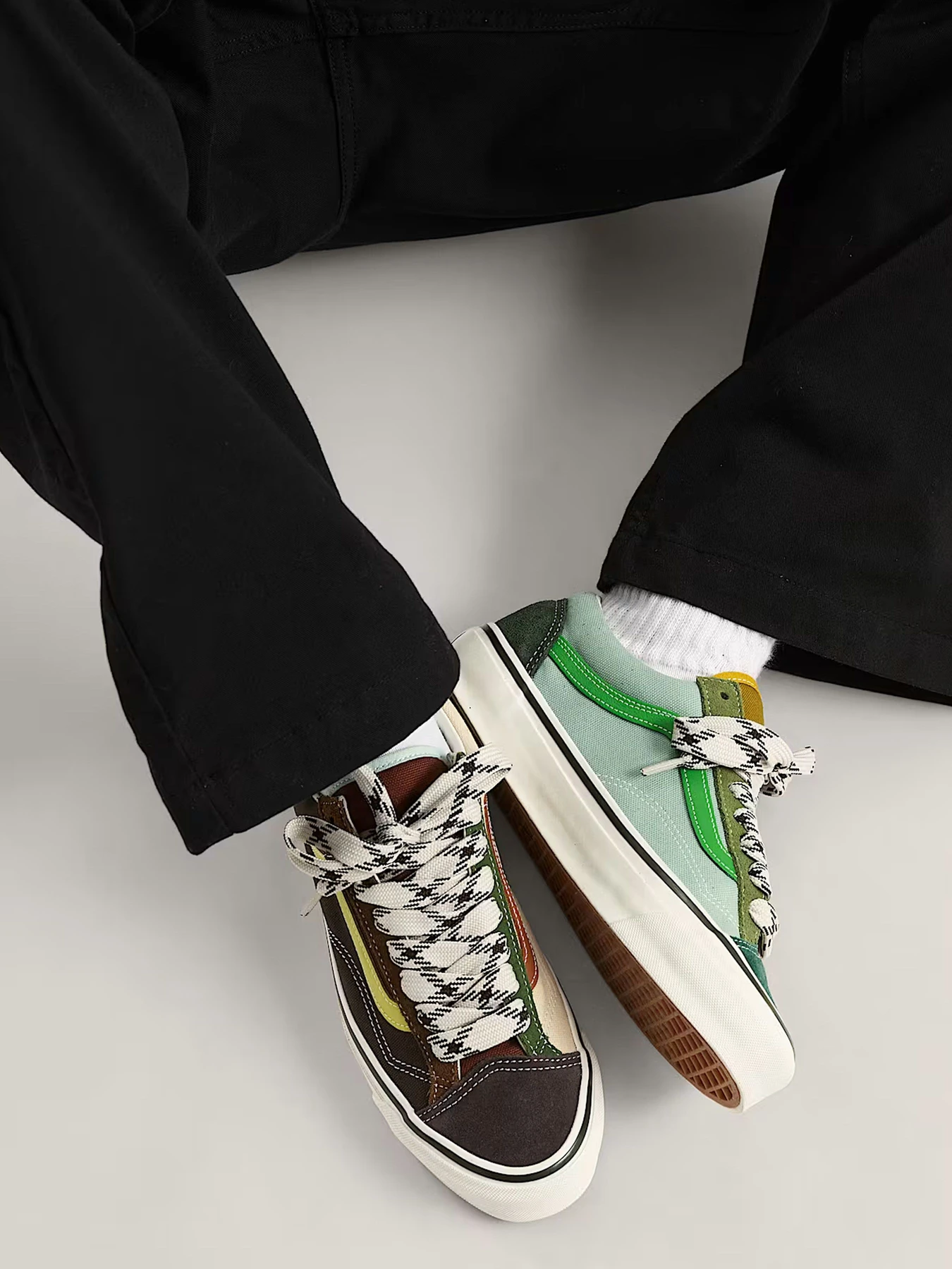 Кеды Vans модель VN000D9R97N1 Кеды Vans модель VN000D9R97N1 Фото