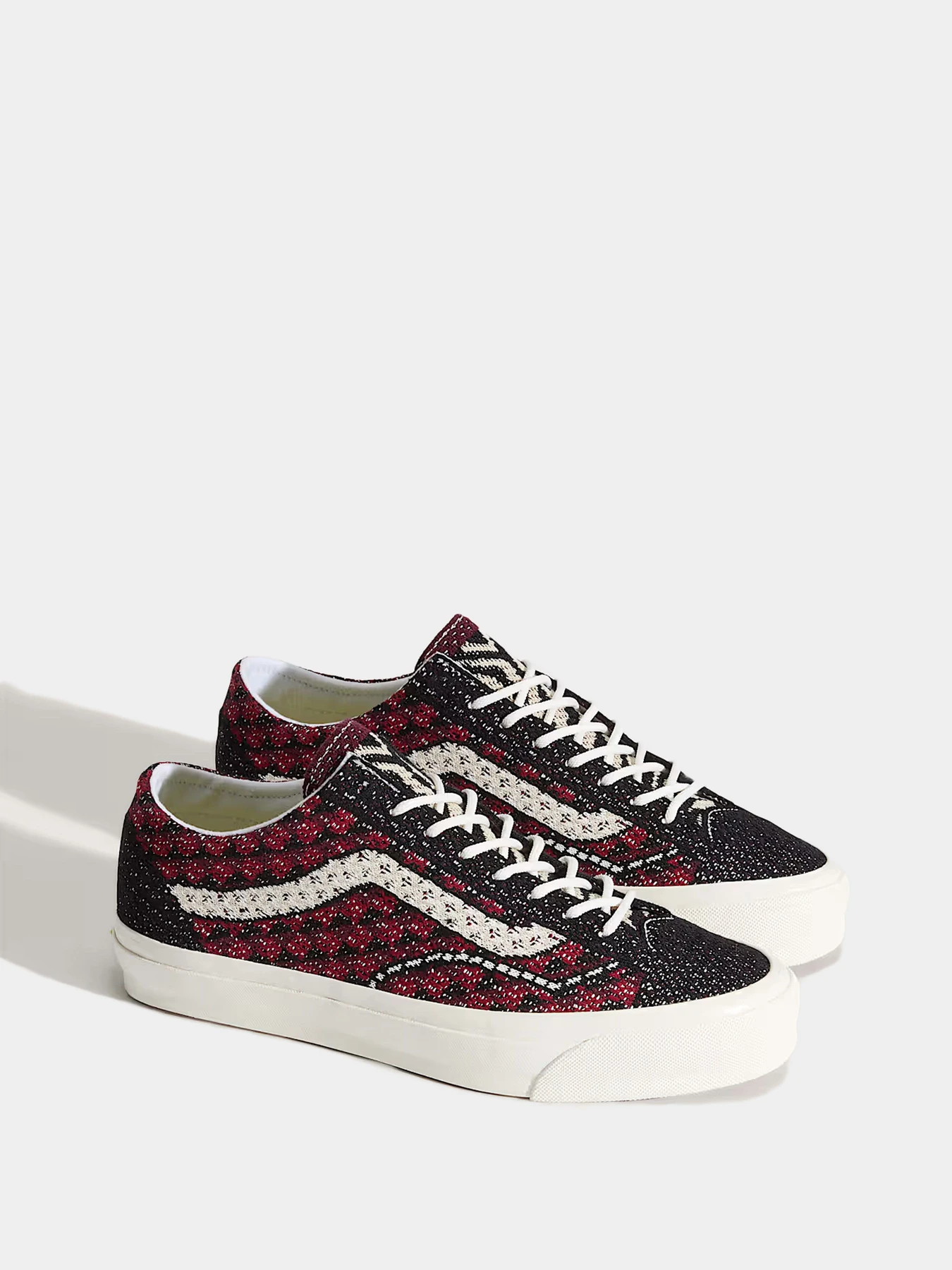 Кеды Vans модель VN000EFKBRD1 Фото