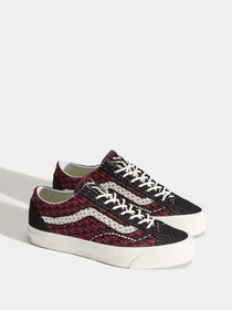 Кеды Vans модель VN000EFKBRD1 Фото
