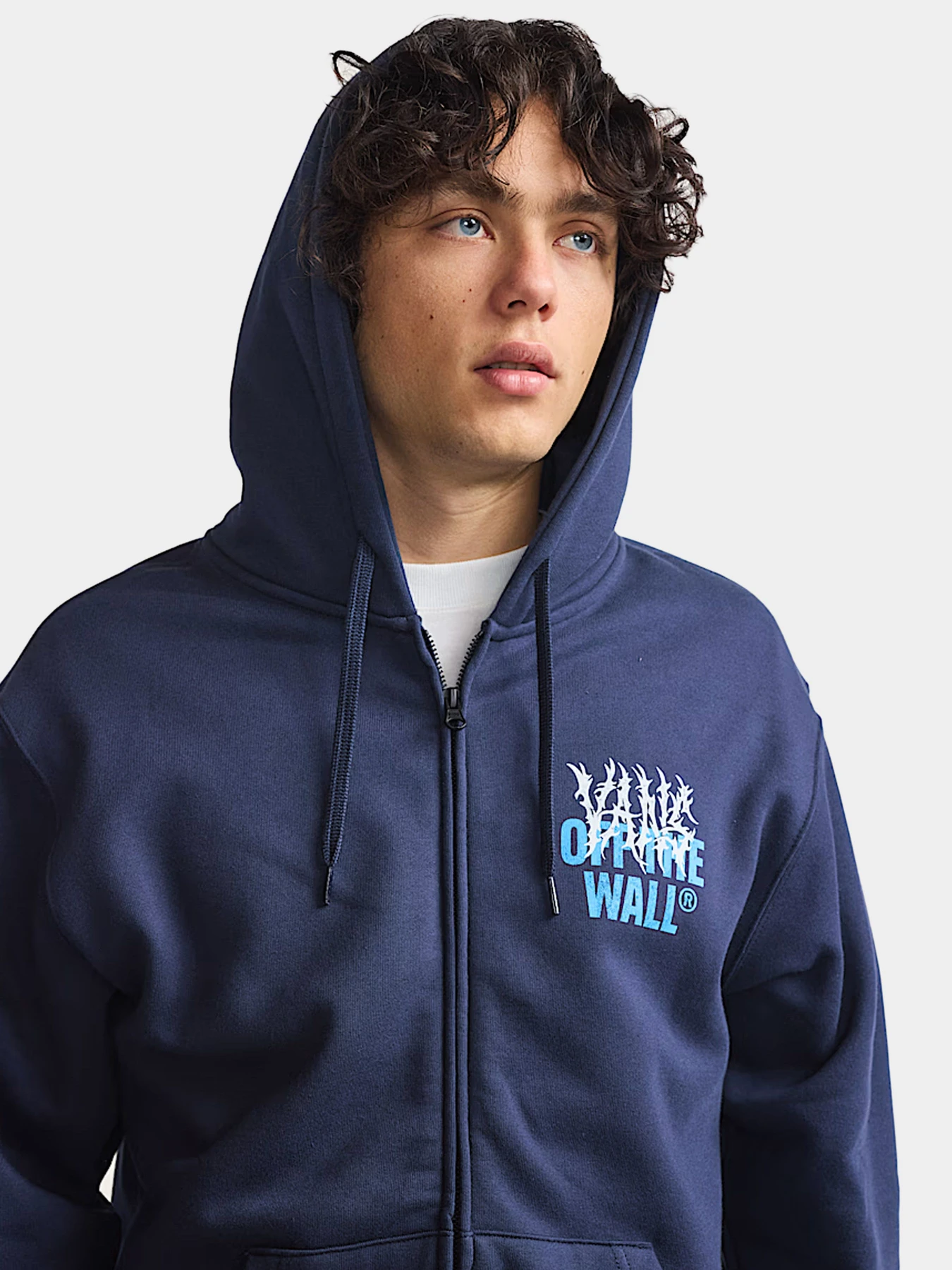 Худи и свитшоты Vans модель VN000PGKJDU1 Худи и свитшоты Vans модель VN000PGKJDU1 Фото
