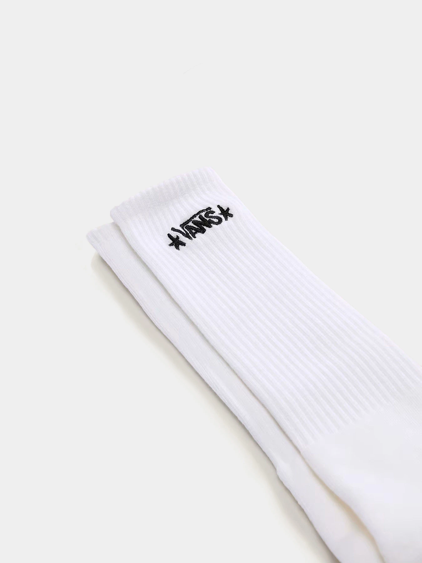 Носки и гольфы Vans модель VN000R51WHT1 Фото