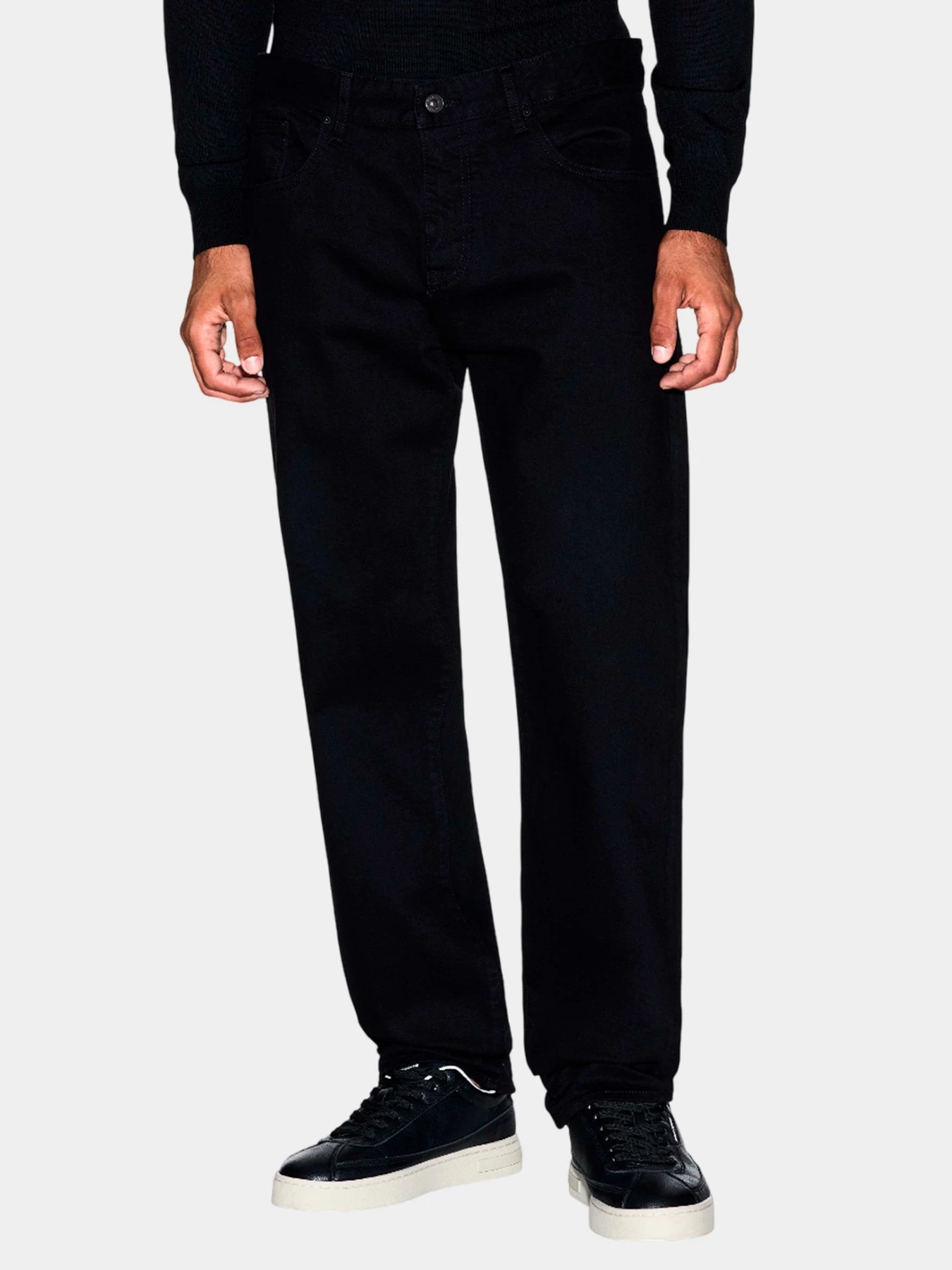 Джинсы Armani Exchange модель XM000069-AF18809-MC002 Джинсы Armani Exchange модель XM000069-AF18809-MC002 Фото