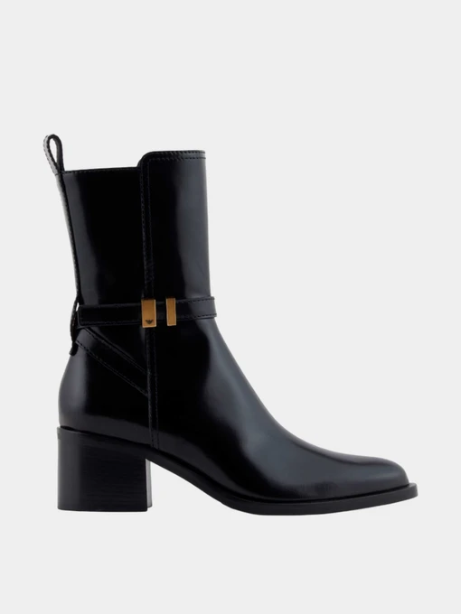 Бәтеңке мен етіктер Emporio Armani үлгі EW002293-AF17518-UC001 Фото
