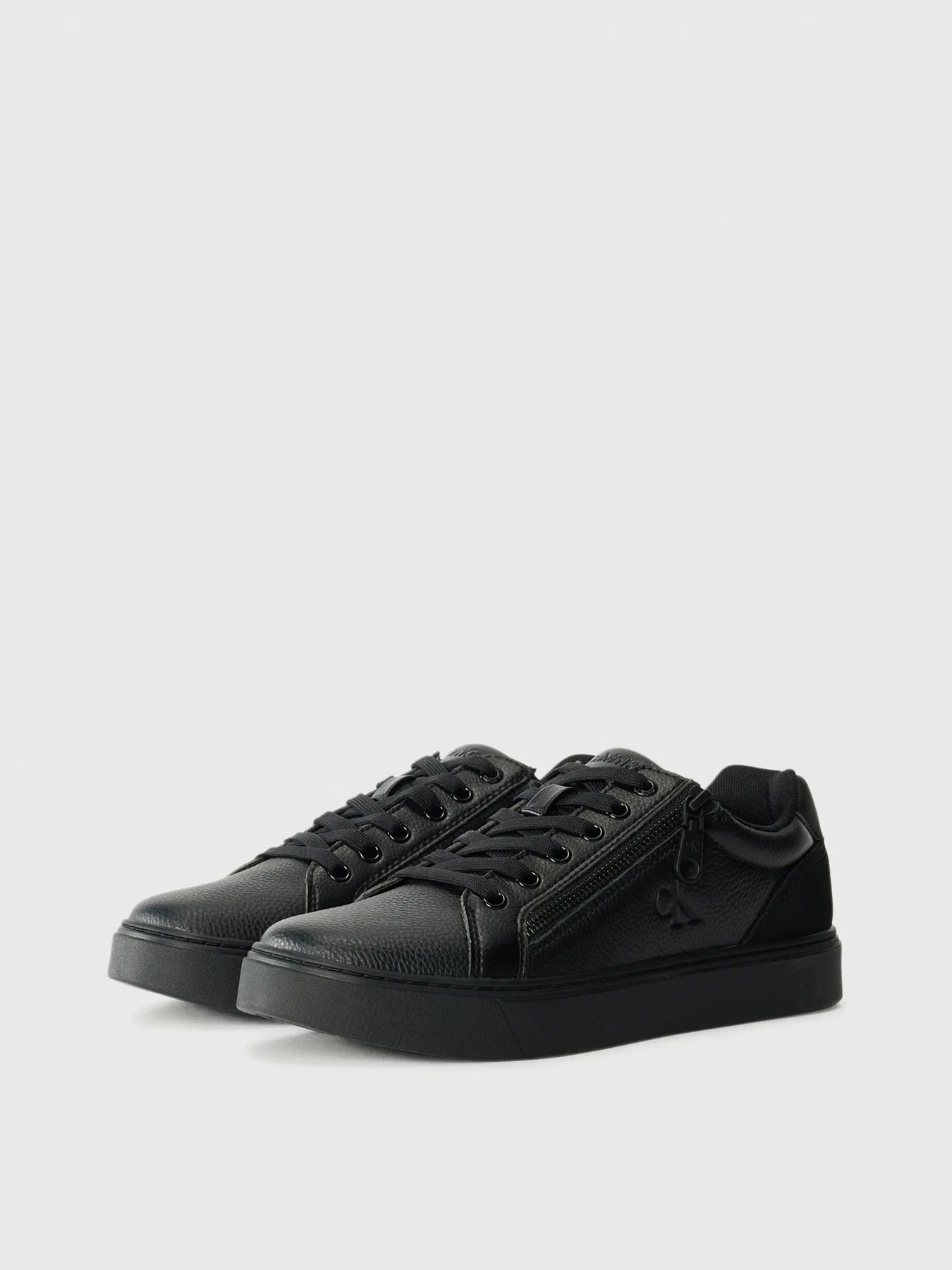 Кеды Calvin Klein модель YM0YM01437-0GJ Кеды Calvin Klein модель YM0YM01437-0GJ Фото