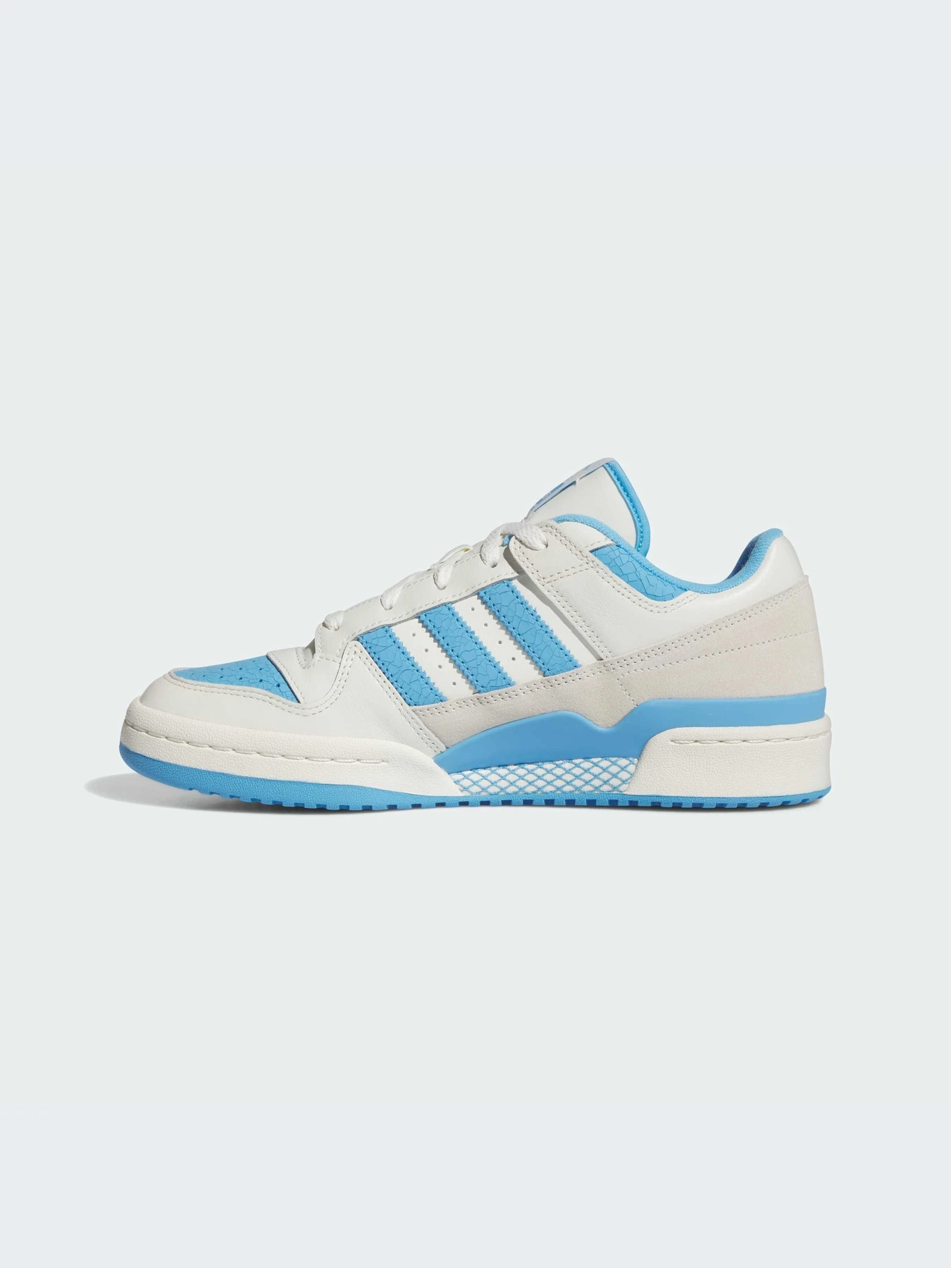 Кроссовки Adidas Forum модель IG3779-KZ Кроссовки Adidas Forum модель IG3779-KZ Фото