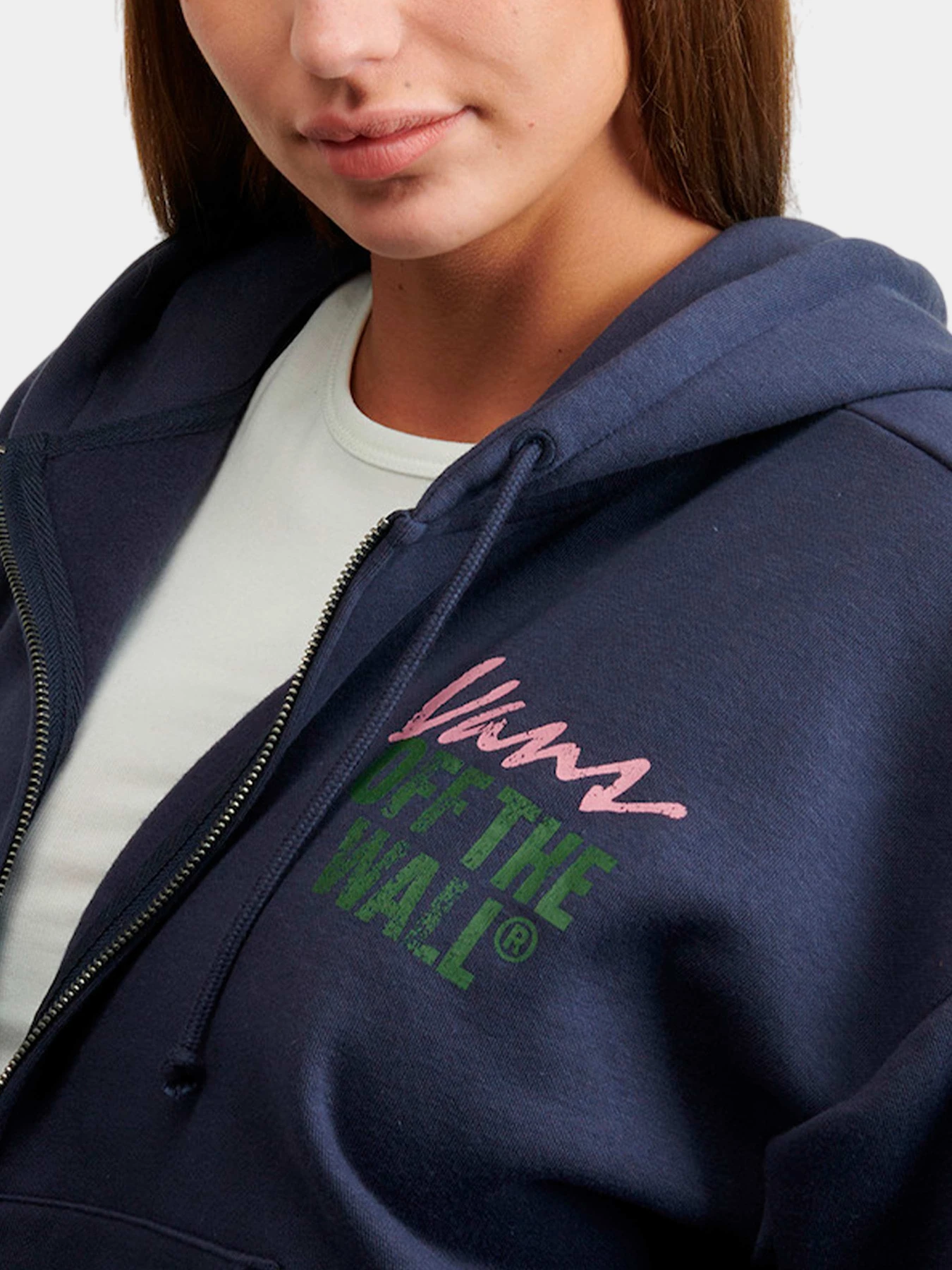 Худи и свитшоты Vans модель VN000Q43JDU1 Худи и свитшоты Vans модель VN000Q43JDU1 Фото