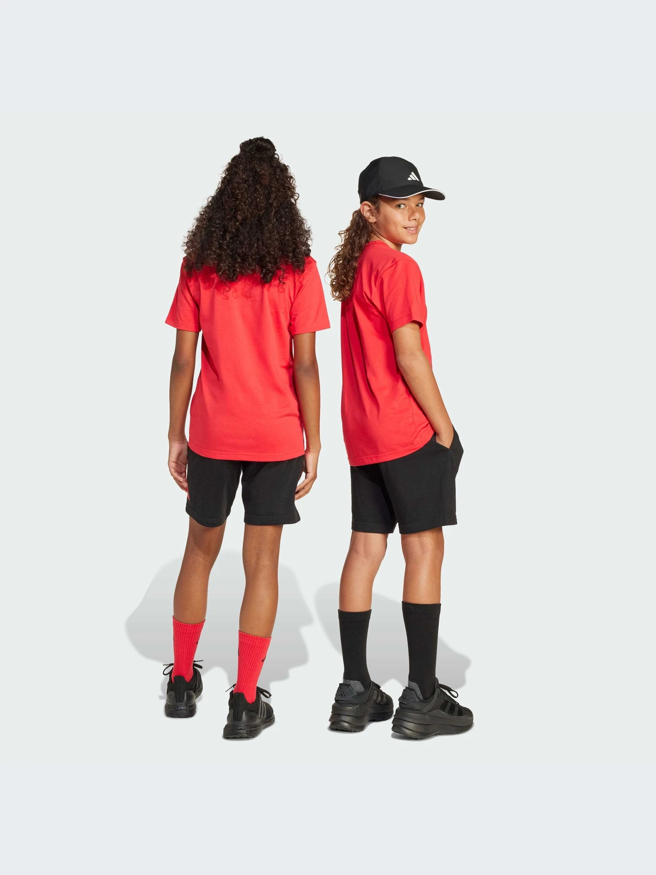 Костюмы Adidas модель JC9716-KZ Костюмы Adidas модель JC9716-KZ Фото