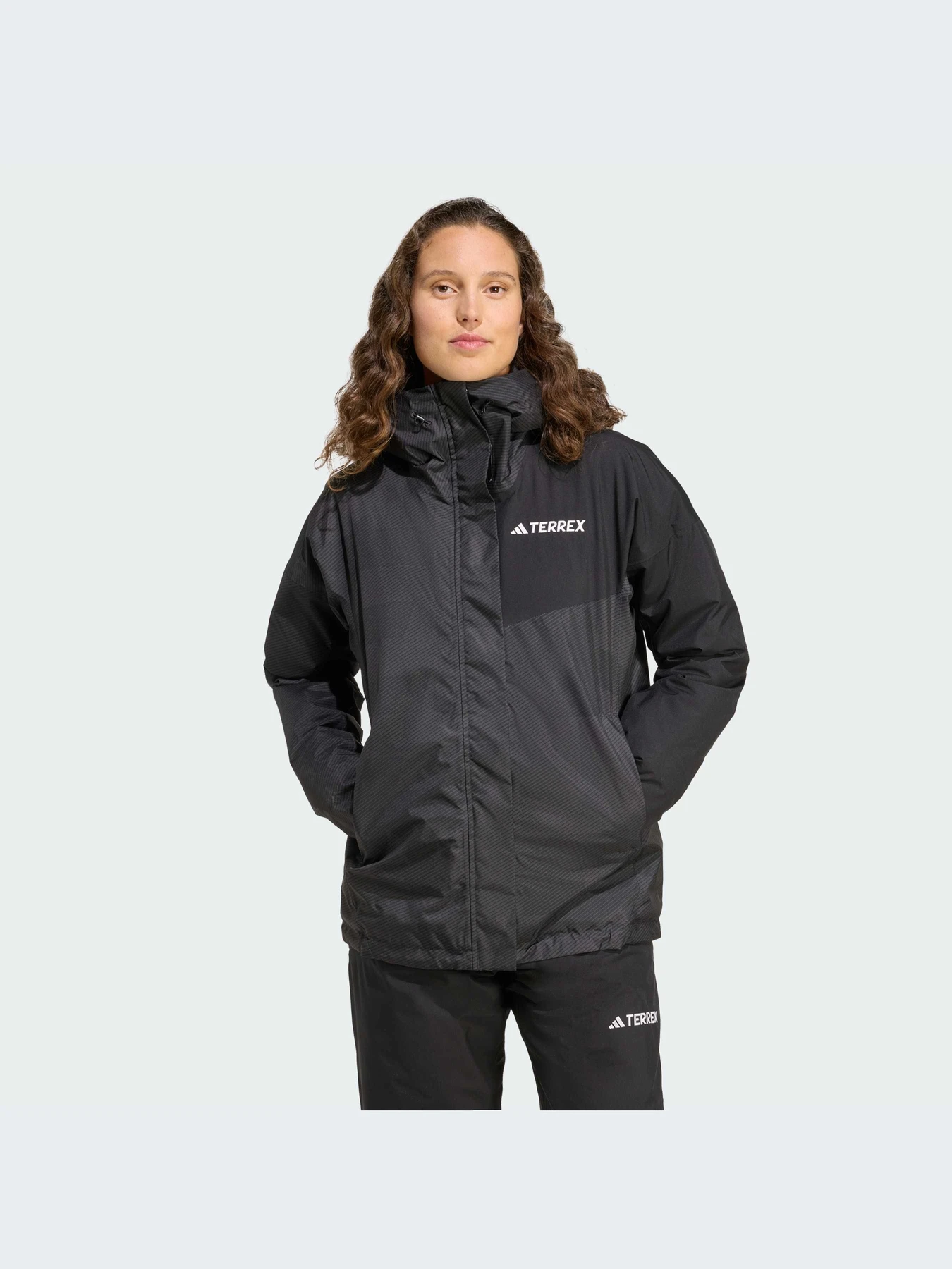 Куртки и дубленки Adidas модель JL5590-KZ Куртки и дубленки Adidas модель JL5590-KZ Фото