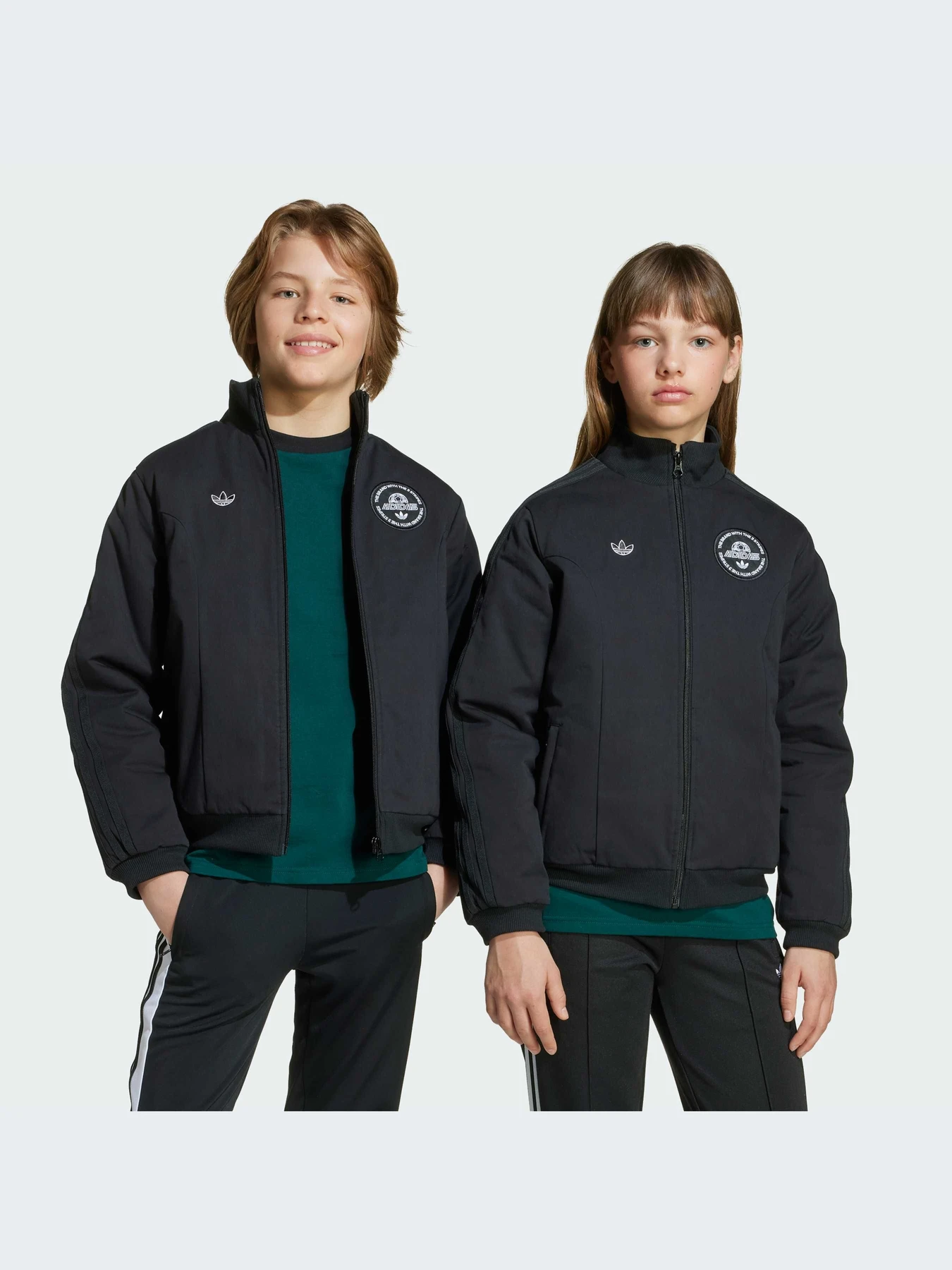 Куртки и дубленки Adidas модель JV7706-KZ Куртки и дубленки Adidas модель JV7706-KZ Фото