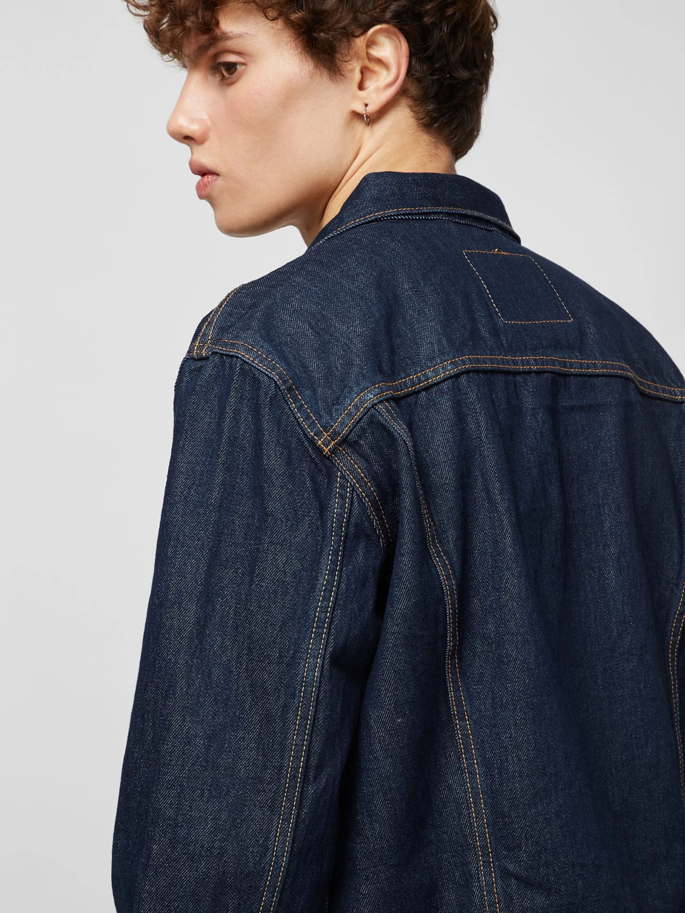 Куртки и дубленки Levi's модель 72334-0557 Куртки и дубленки Levi's модель 72334-0557 Фото