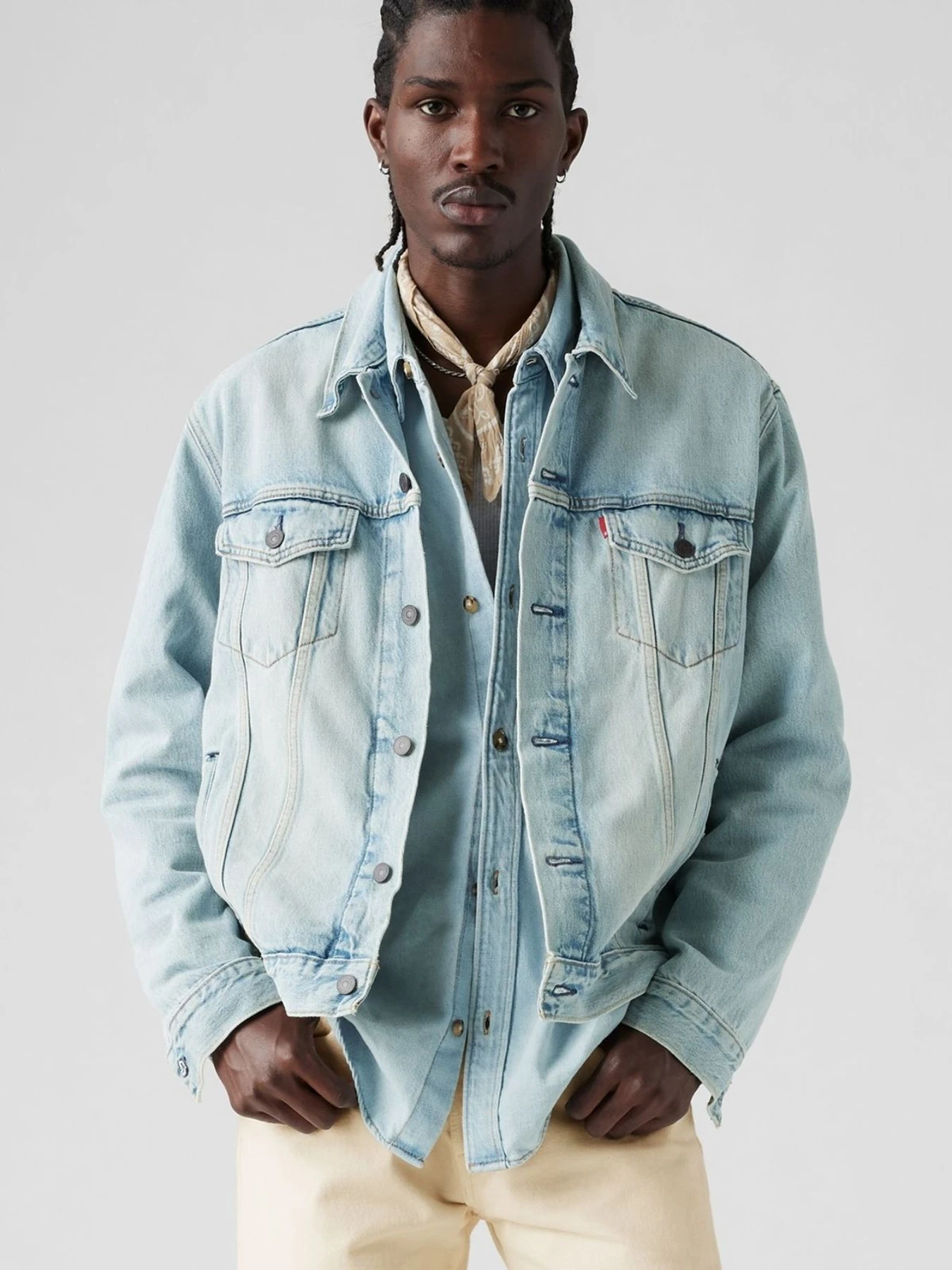 Куртки и дубленки Levi's модель 72334-0599 Фото