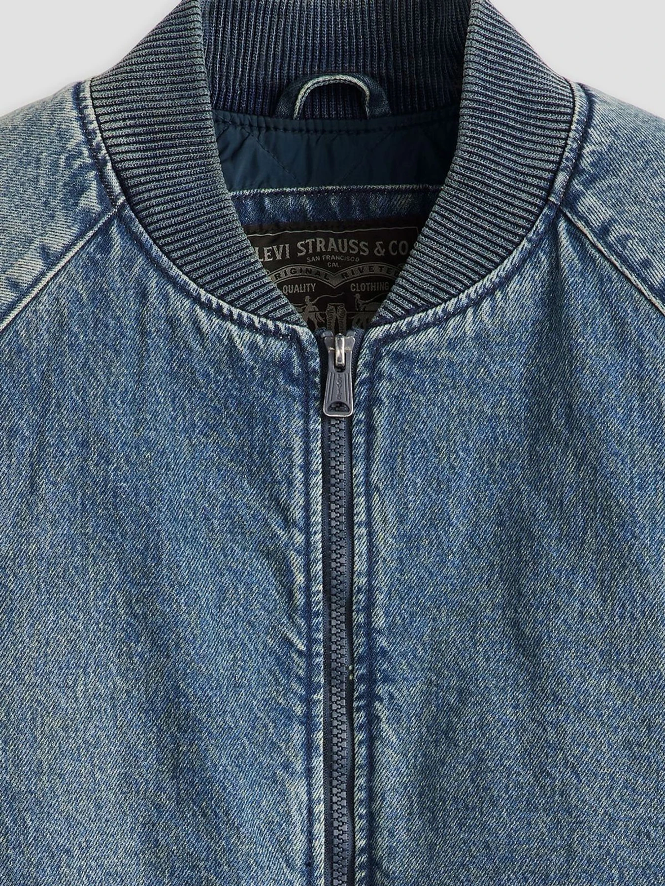 Куртки и дубленки Levi's модель A4418;0012 Куртки и дубленки Levi's модель A4418;0012 Фото