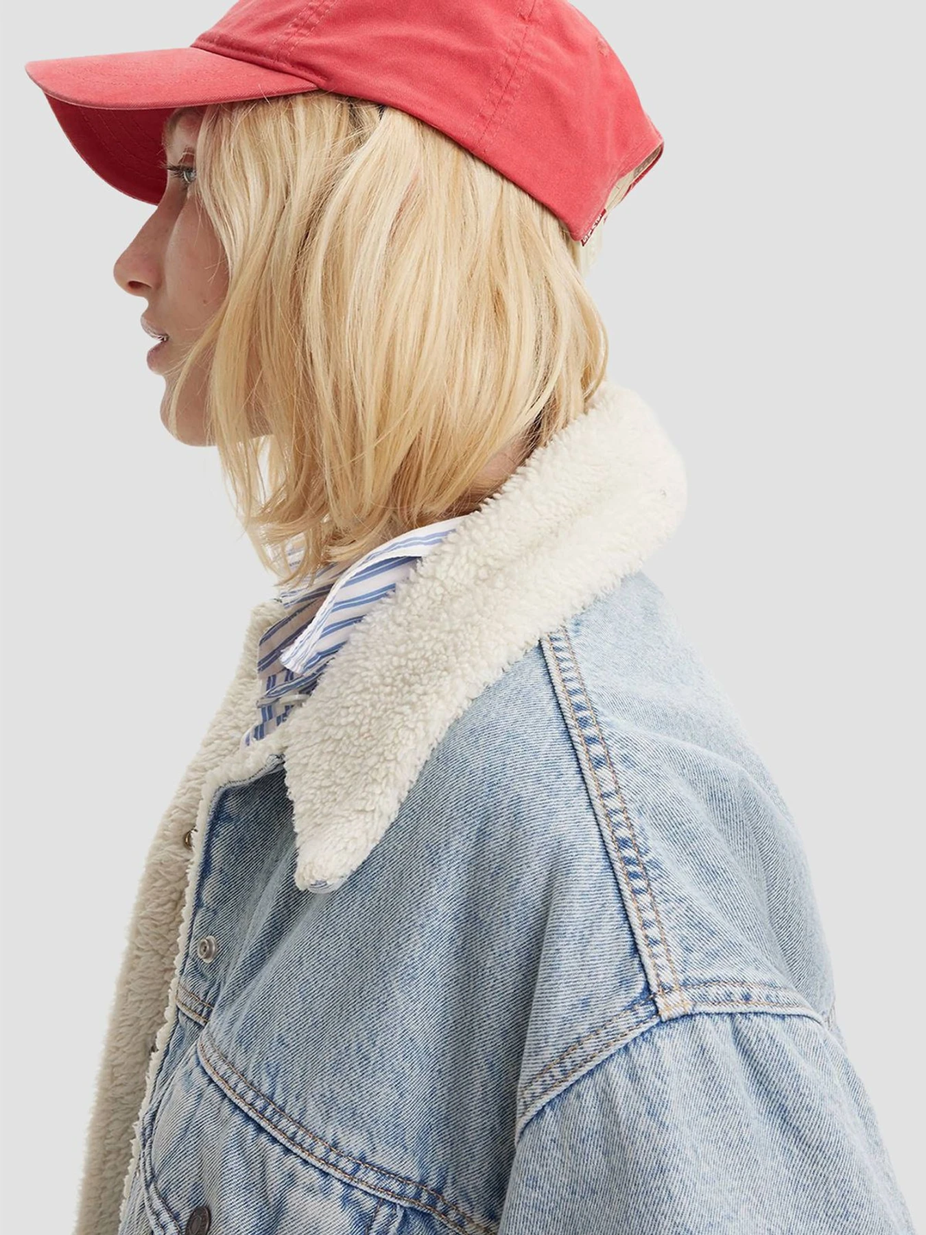 Куртки и дубленки Levi's модель A4435-0010 Куртки и дубленки Levi's модель A4435-0010 Фото