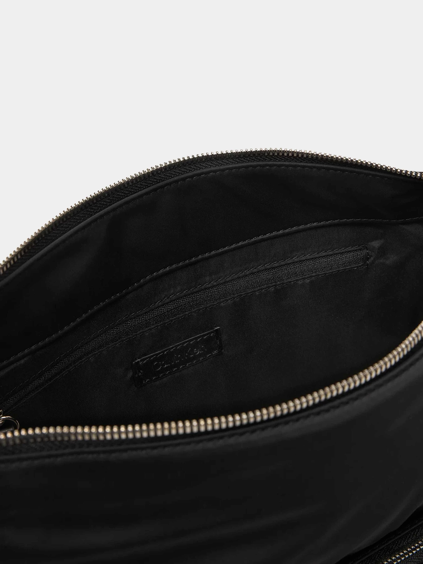 Сумки Calvin Klein модель LV04F3296G-UB1 Сумки Calvin Klein модель LV04F3296G-UB1 Фото