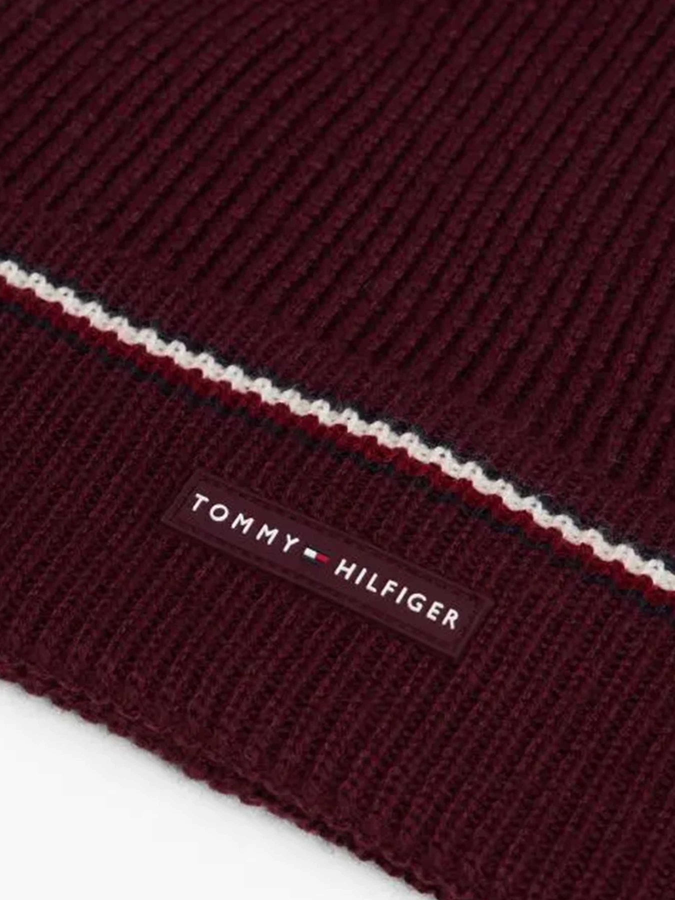 Шапки и кепки Tommy Hilfiger модель AM0AM13587-XIH Шапки и кепки Tommy Hilfiger модель AM0AM13587-XIH Фото