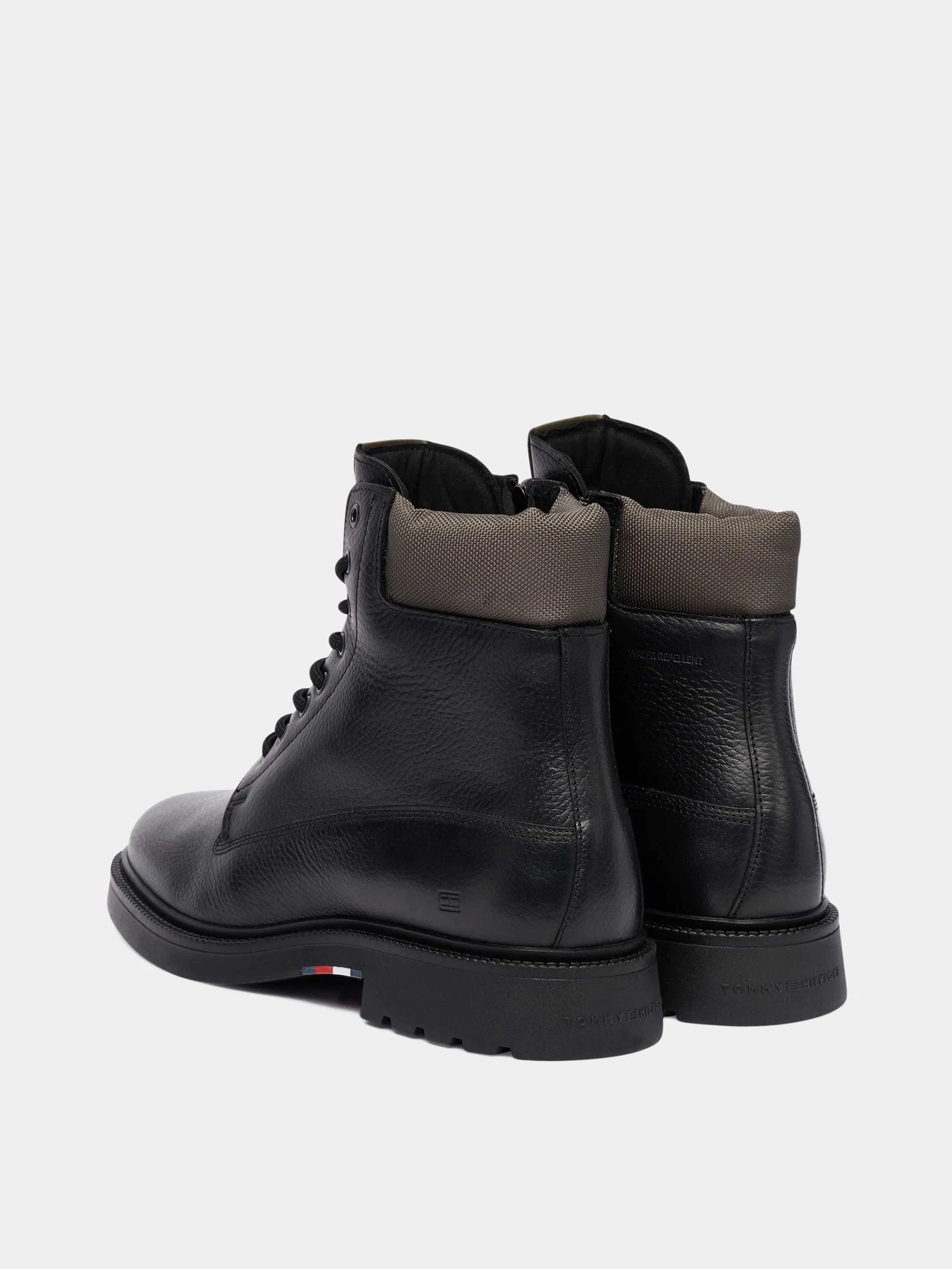 Ботинки и сапоги Tommy Hilfiger модель FM0FM05595-BDS Ботинки и сапоги Tommy Hilfiger модель FM0FM05595-BDS Фото