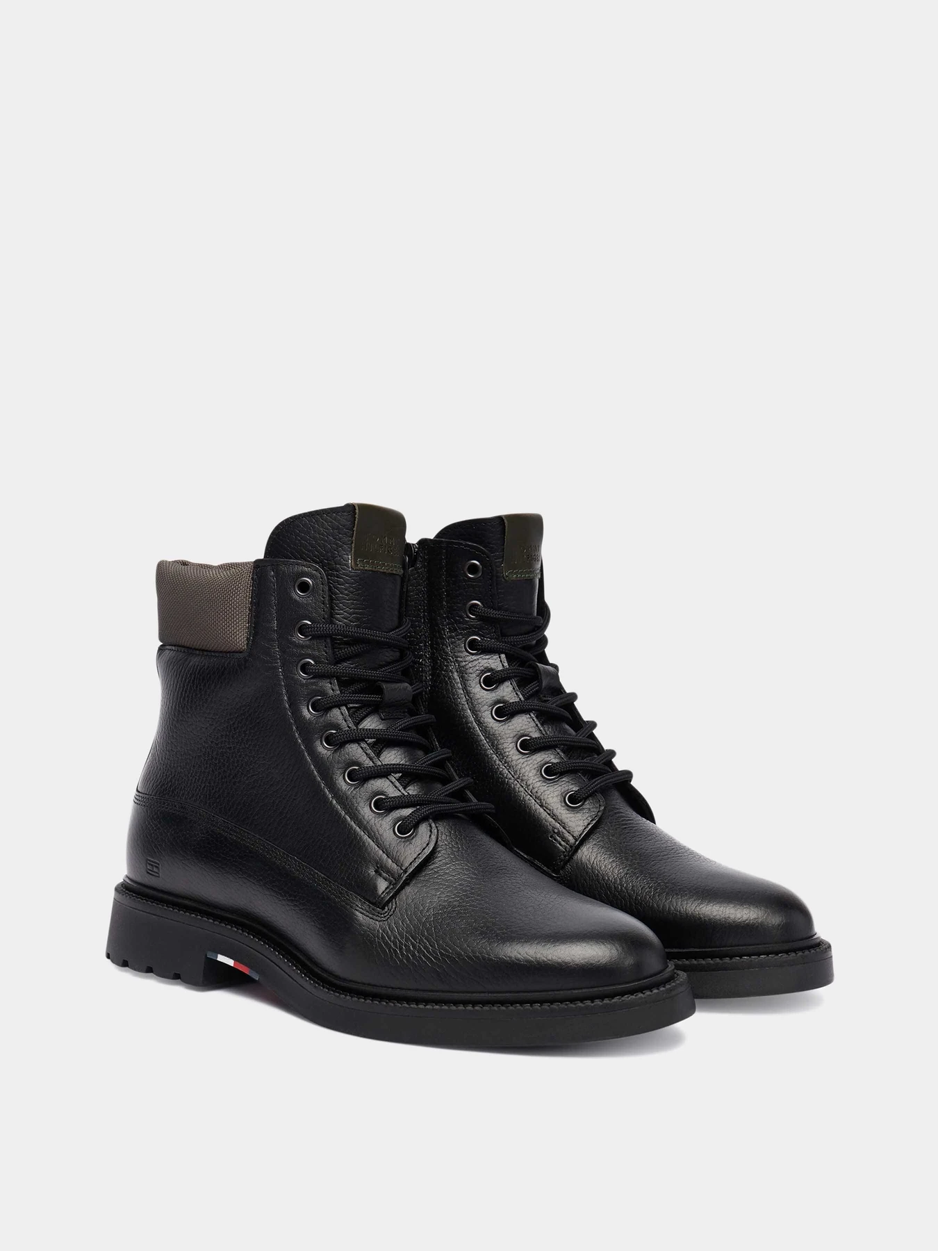 Ботинки и сапоги Tommy Hilfiger модель FM0FM05595-BDS Ботинки и сапоги Tommy Hilfiger модель FM0FM05595-BDS Фото
