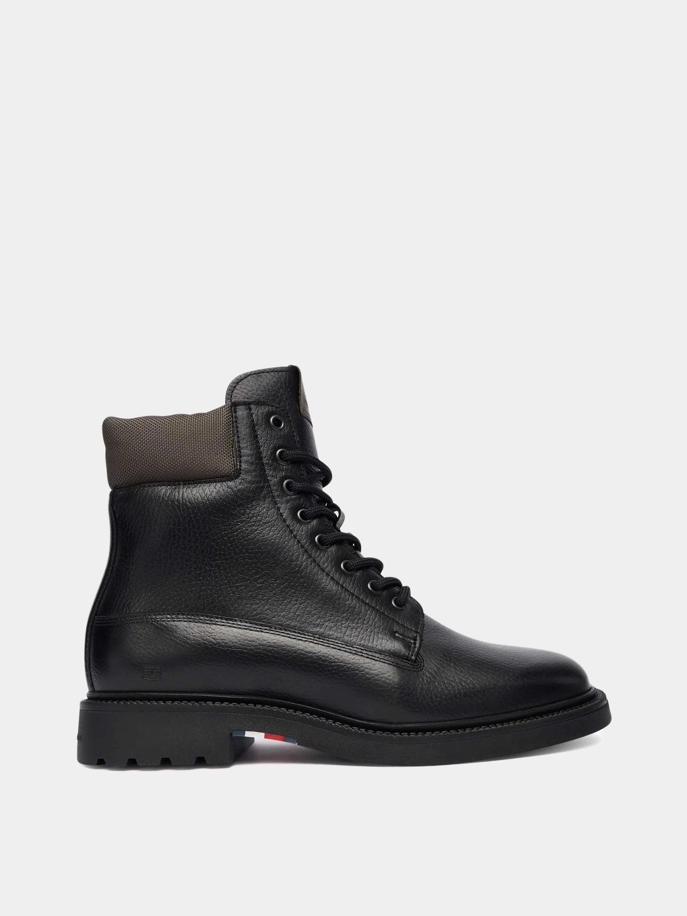 Ботинки и сапоги Tommy Hilfiger модель FM0FM05595-BDS Ботинки и сапоги Tommy Hilfiger модель FM0FM05595-BDS Фото
