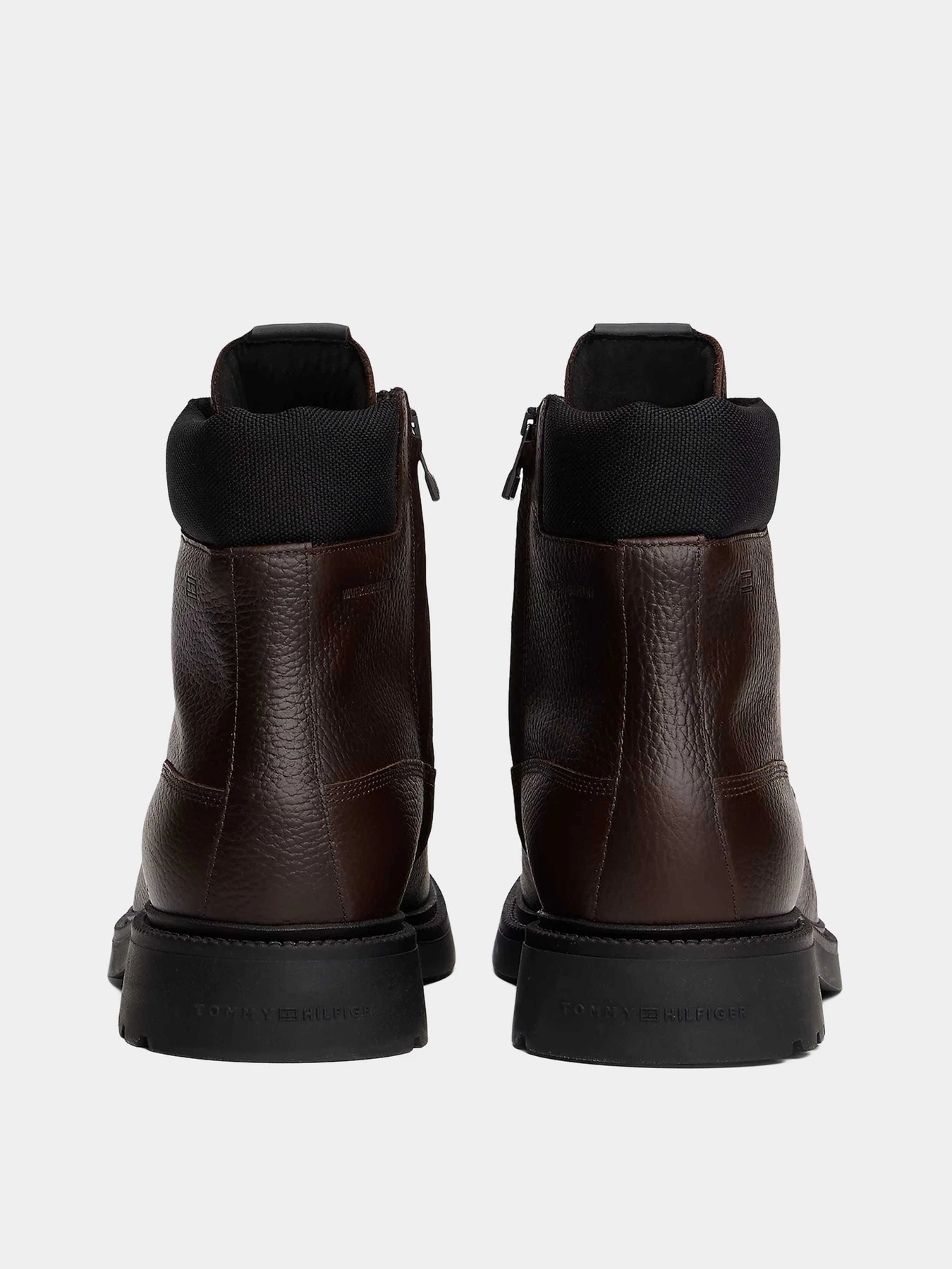 Ботинки и сапоги Tommy Hilfiger модель FM0FM05595-GT6 Ботинки и сапоги Tommy Hilfiger модель FM0FM05595-GT6 Фото