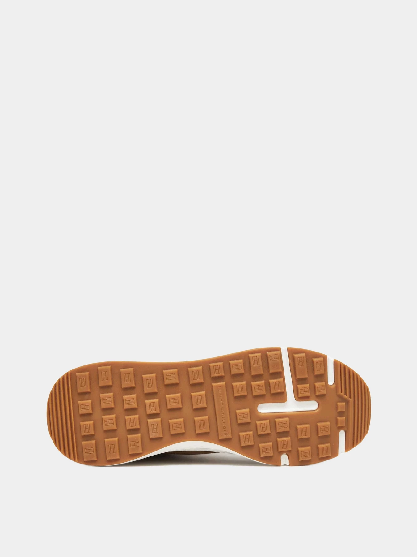 Ботинки и сапоги Tommy Hilfiger модель FM0FM05609-GWJ Ботинки и сапоги Tommy Hilfiger модель FM0FM05609-GWJ Фото