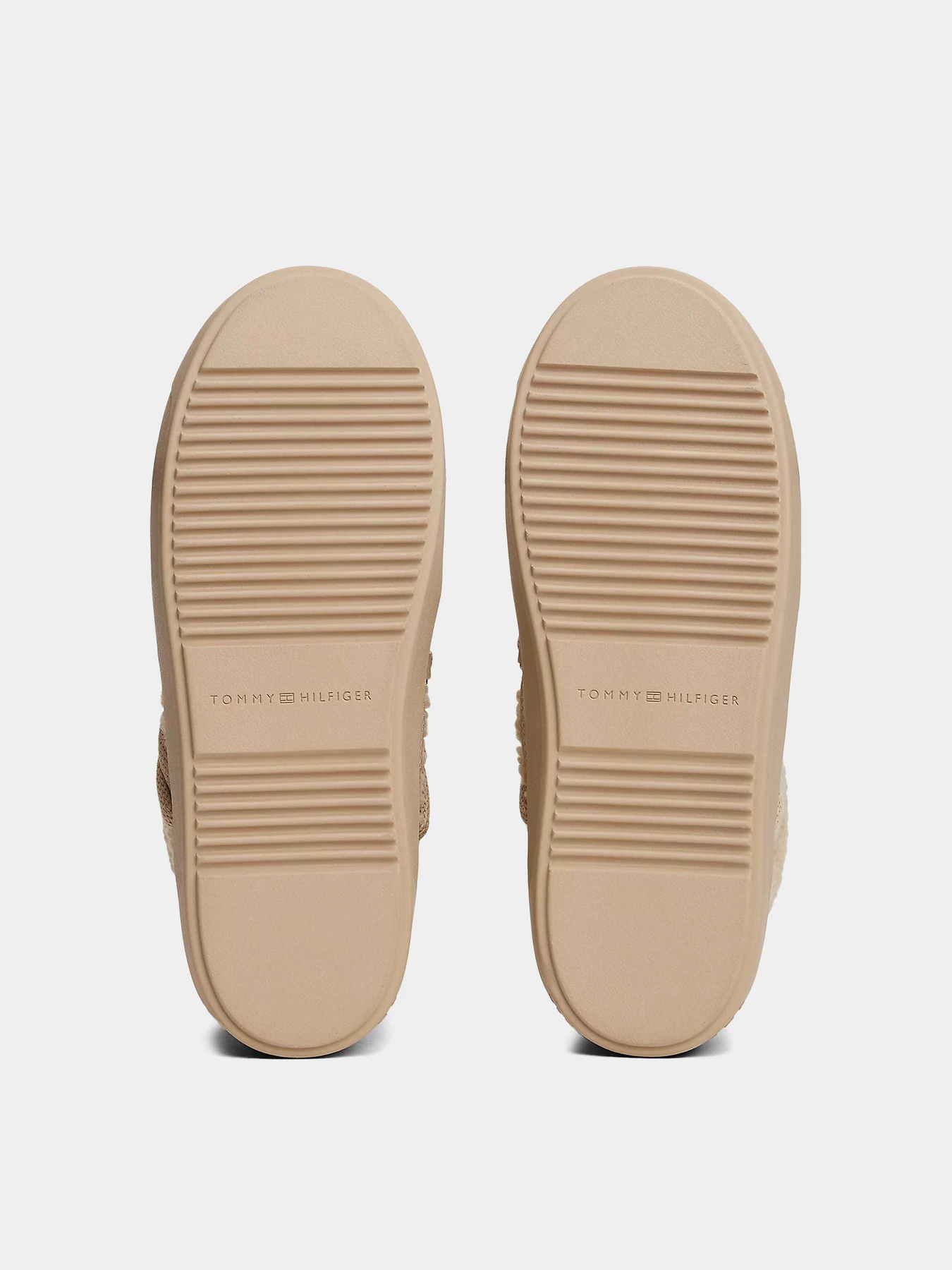 Ботинки и сапоги Tommy Hilfiger модель FW0FW08788-RBT Ботинки и сапоги Tommy Hilfiger модель FW0FW08788-RBT Фото