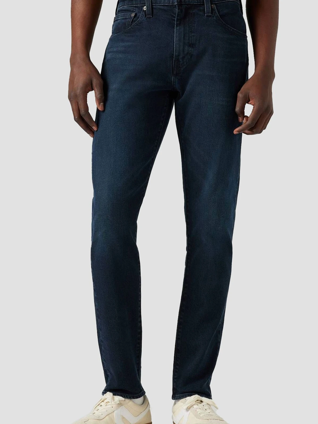 Джинсы Levi's модель 28833;1306 Фото