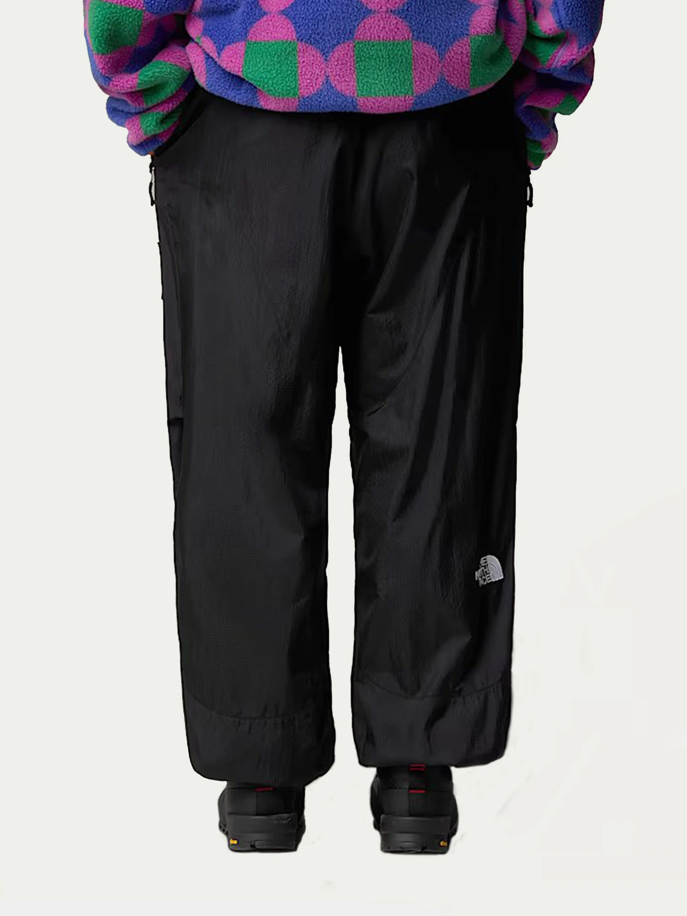 Брюки The North Face модель NF0A89GPJK31 Брюки The North Face модель NF0A89GPJK31 Фото