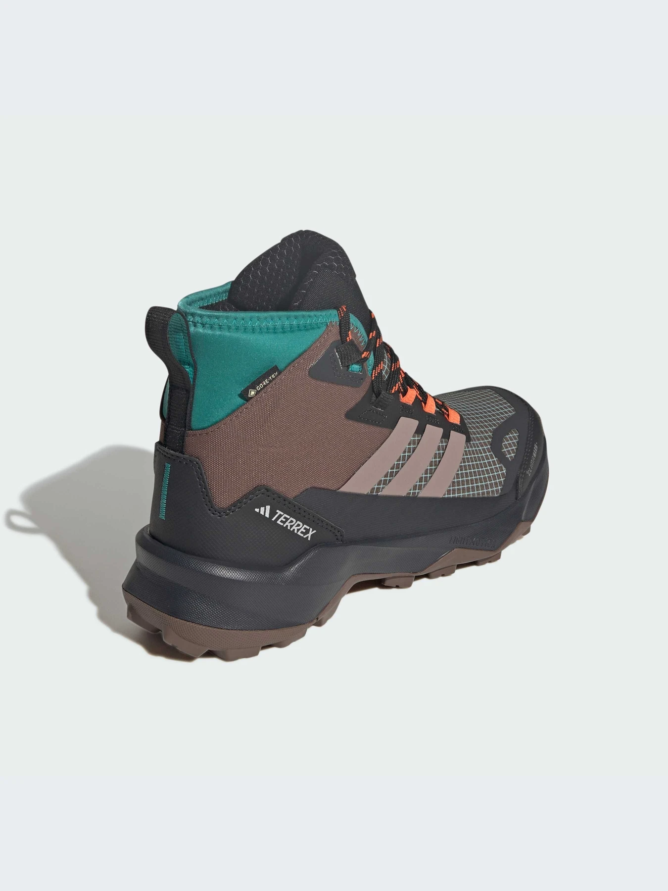 Кроссовки Adidas модель JH7807-KZ Кроссовки Adidas модель JH7807-KZ Фото