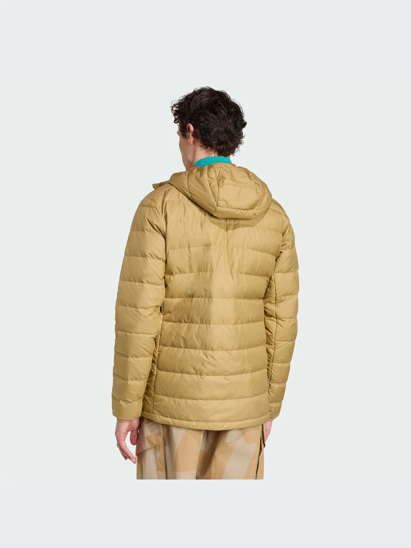Куртки и дубленки Adidas модель JZ9971-KZ Куртки и дубленки Adidas модель JZ9971-KZ Фото
