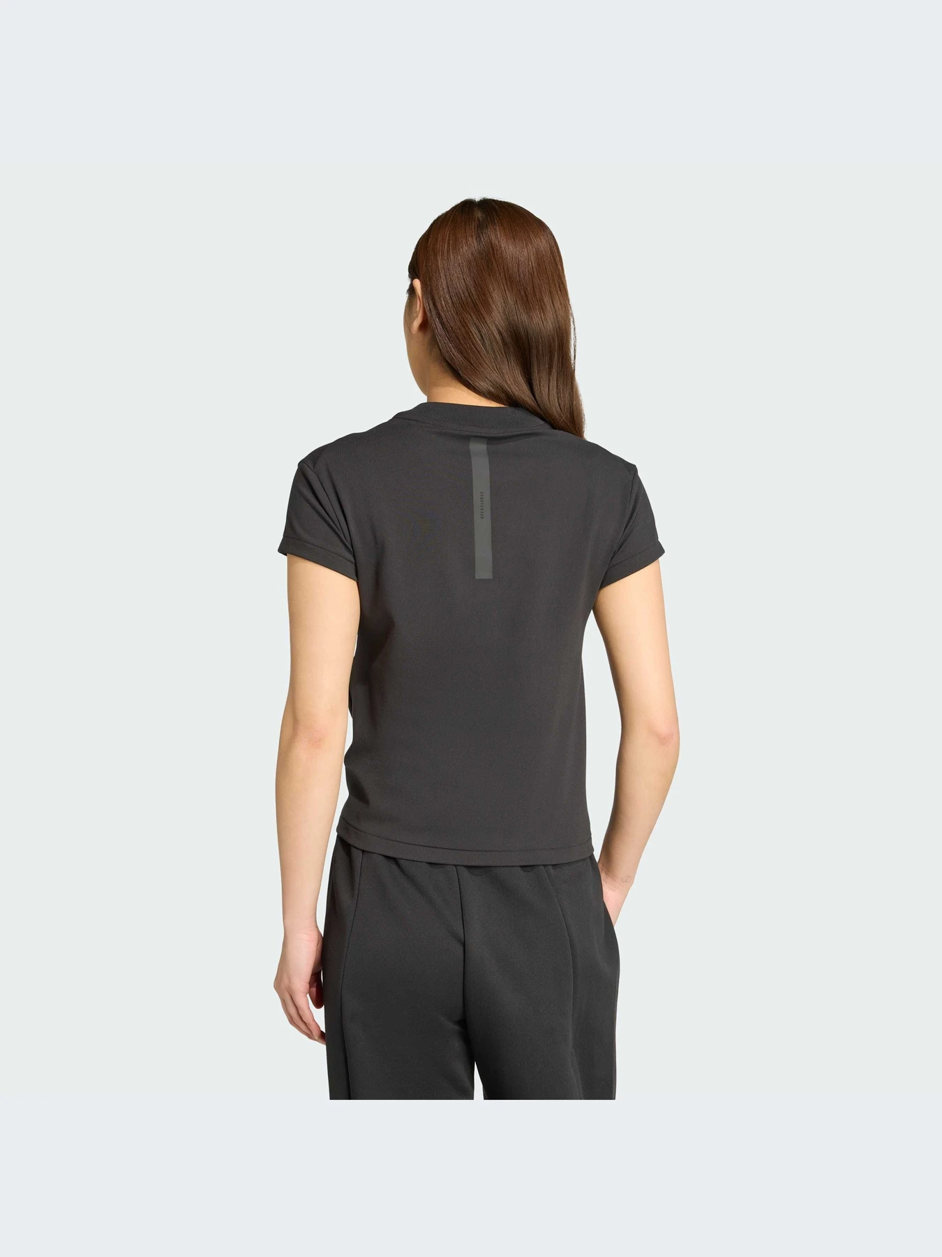 Футболки и поло Adidas ZNE модель JW7782-KZ Футболки и поло Adidas ZNE модель JW7782-KZ Фото