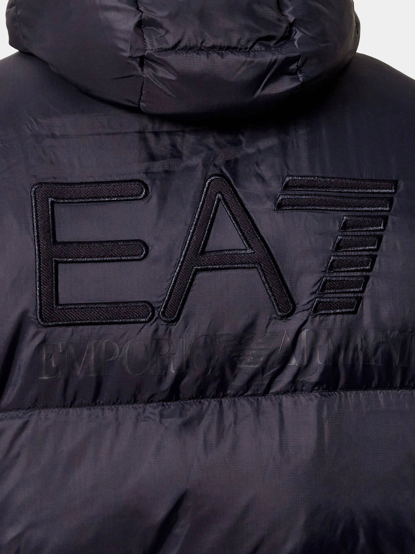 Куртки и дубленки EA7 модель 7M000694-AF15956-UB102 Фото