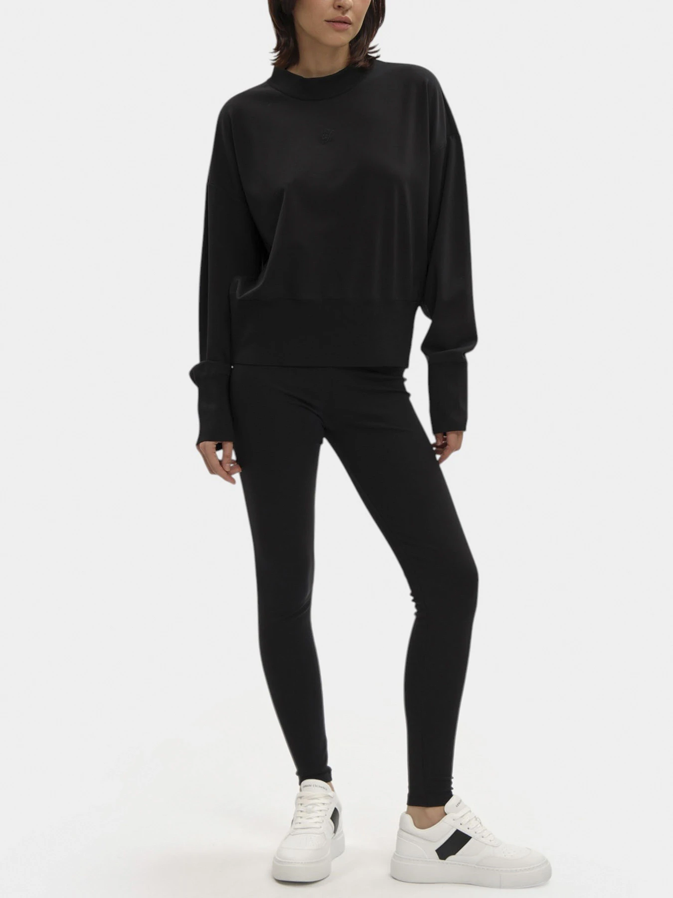 Худи и свитшоты Emporio Armani модель EW002002-AF16065-UC001 Фото
