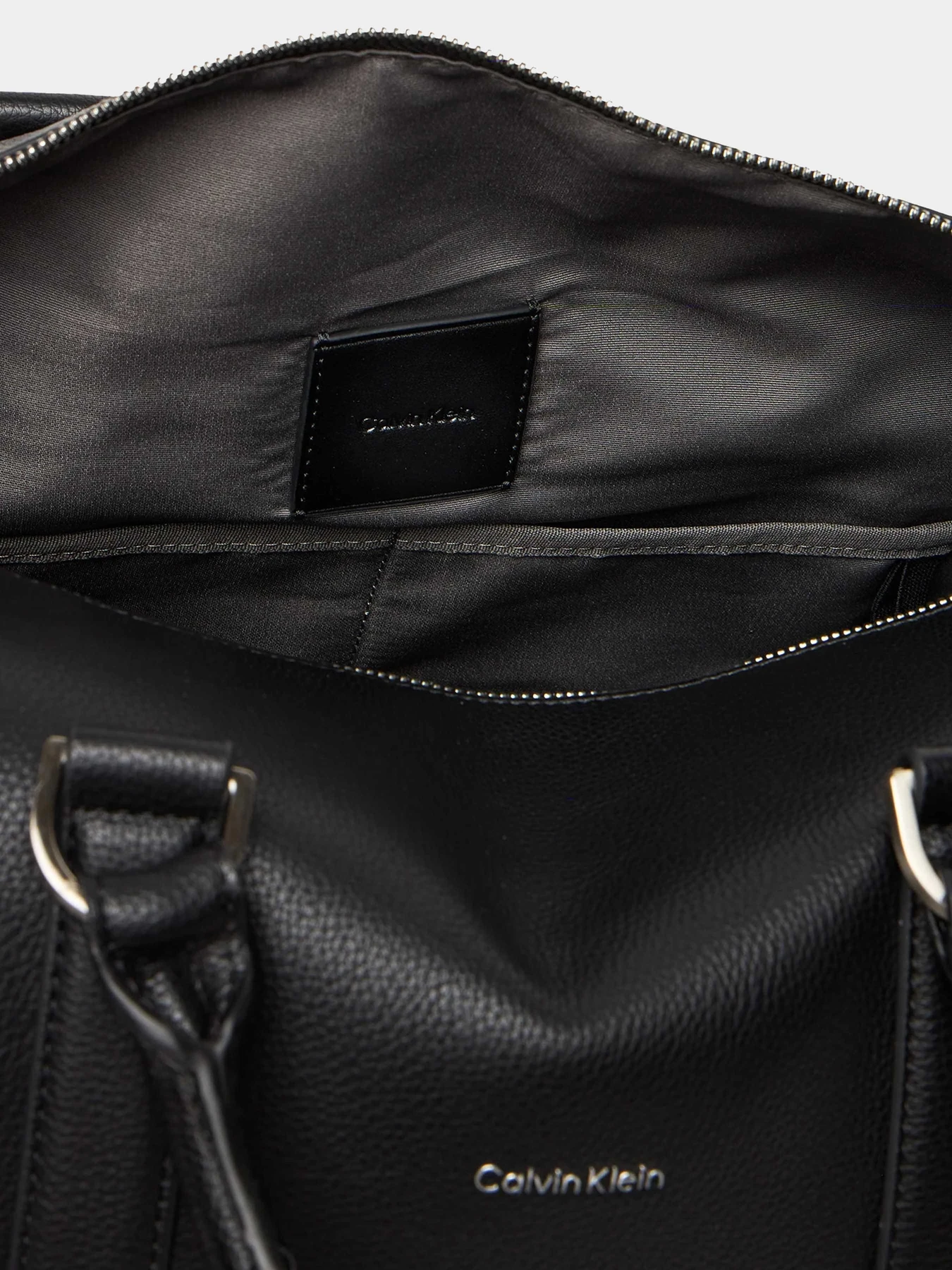 Сумки Calvin Klein модель LV04D3158G-UB1 Сумки Calvin Klein модель LV04D3158G-UB1 Фото