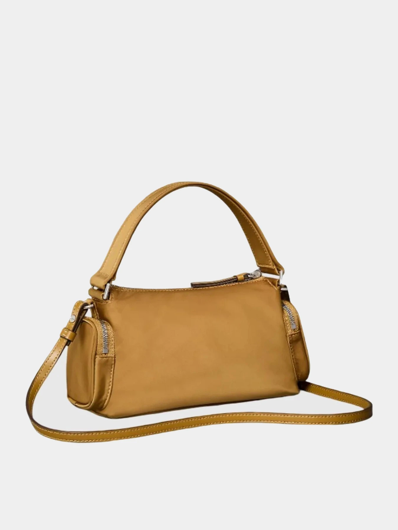 Сумки Calvin Klein модель LV04F3132G-V91 Сумки Calvin Klein модель LV04F3132G-V91 Фото