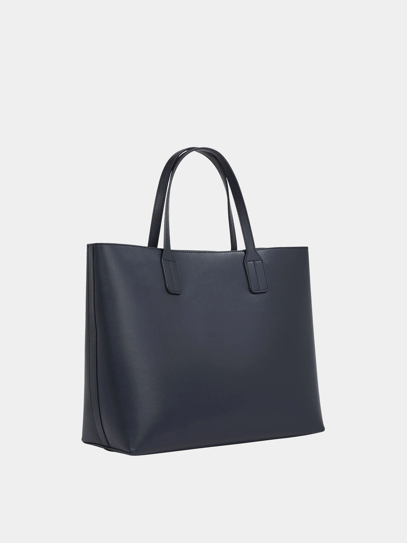 Сумки Tommy Hilfiger модель AW0AW17683-DW6 Сумки Tommy Hilfiger модель AW0AW17683-DW6 Фото