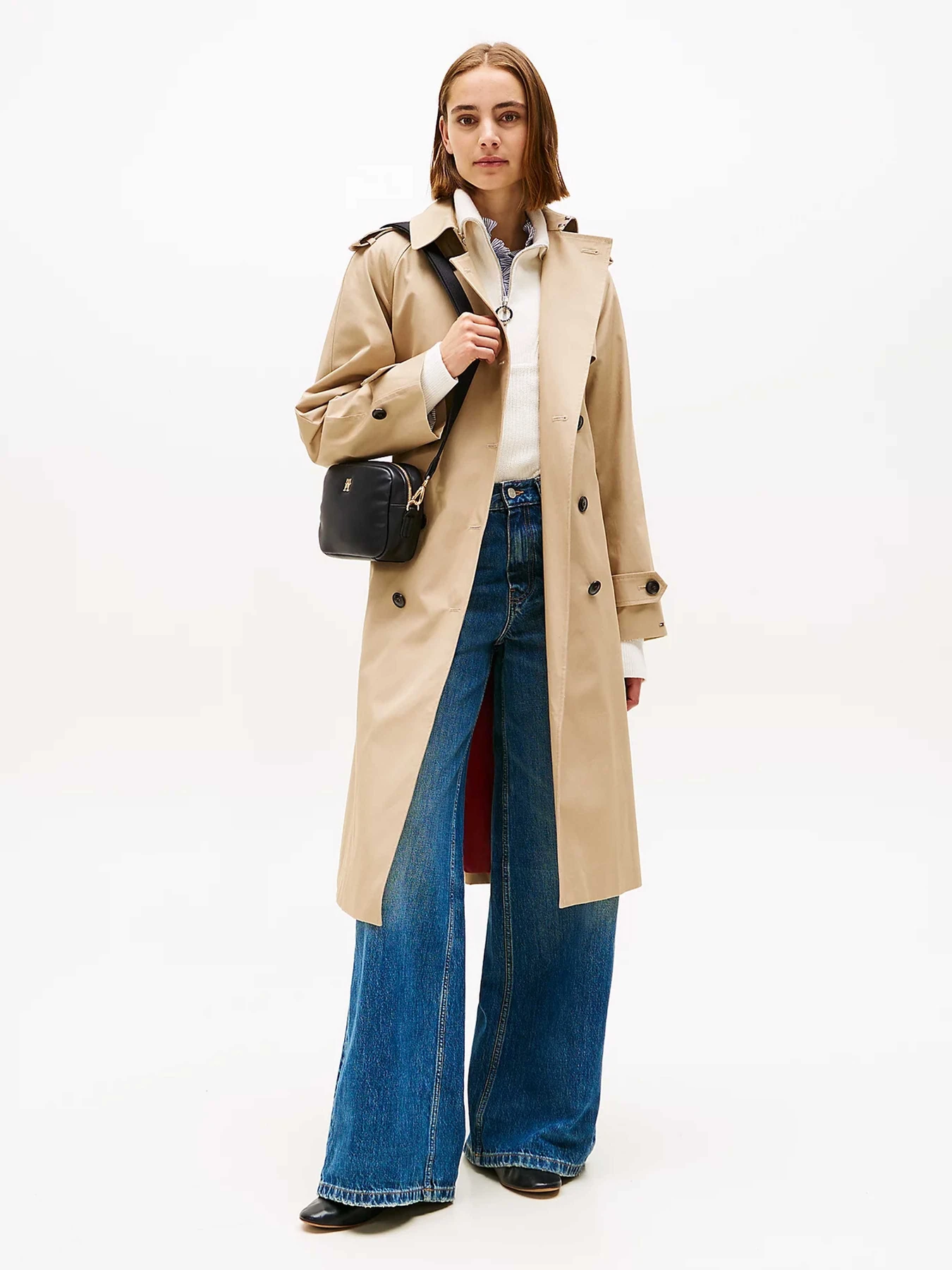 Сумки Tommy Hilfiger модель AW0AW17702-BDS Сумки Tommy Hilfiger модель AW0AW17702-BDS Фото