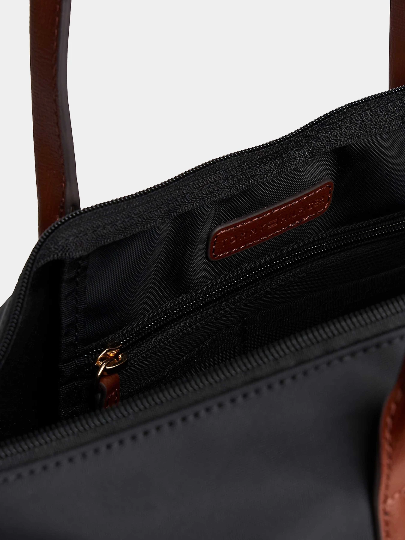 Сумки Tommy Hilfiger модель AW0AW17711-BDS Фото