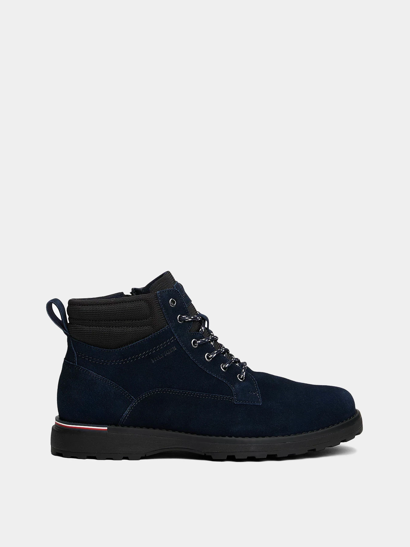 Ботинки и сапоги Tommy Hilfiger модель FM0FM05605-DW5 Ботинки и сапоги Tommy Hilfiger модель FM0FM05605-DW5 Фото