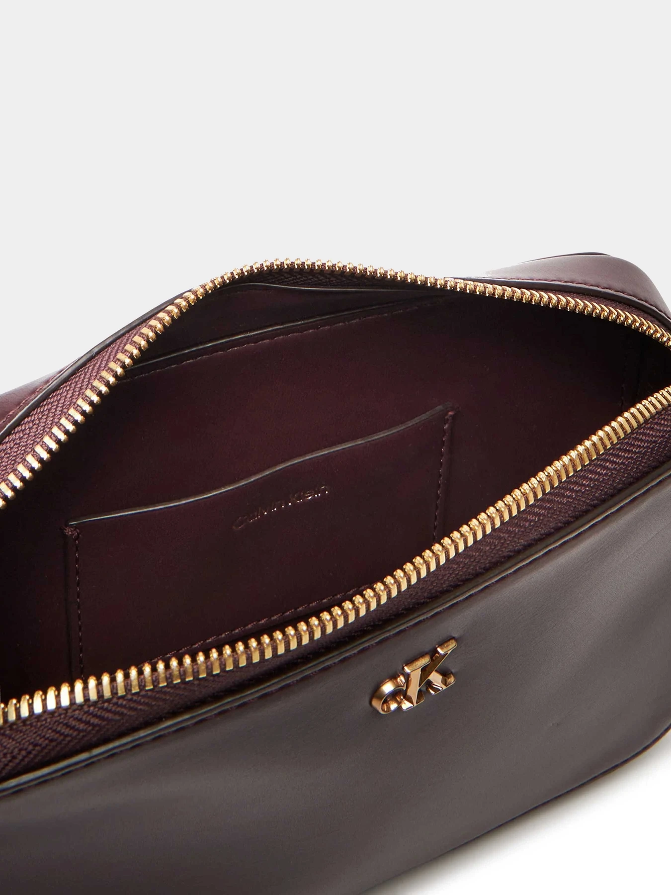 Сумки Calvin Klein модель LV04F3173G-BAP Сумки Calvin Klein модель LV04F3173G-BAP Фото
