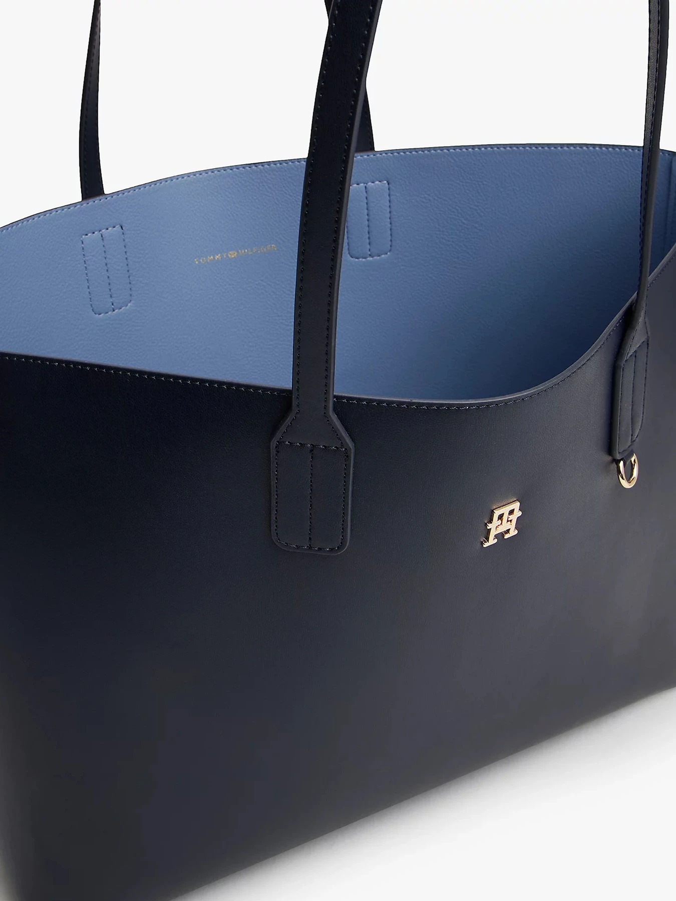 Сумки Tommy Hilfiger модель AW0AW17667-DW6 Сумки Tommy Hilfiger модель AW0AW17667-DW6 Фото