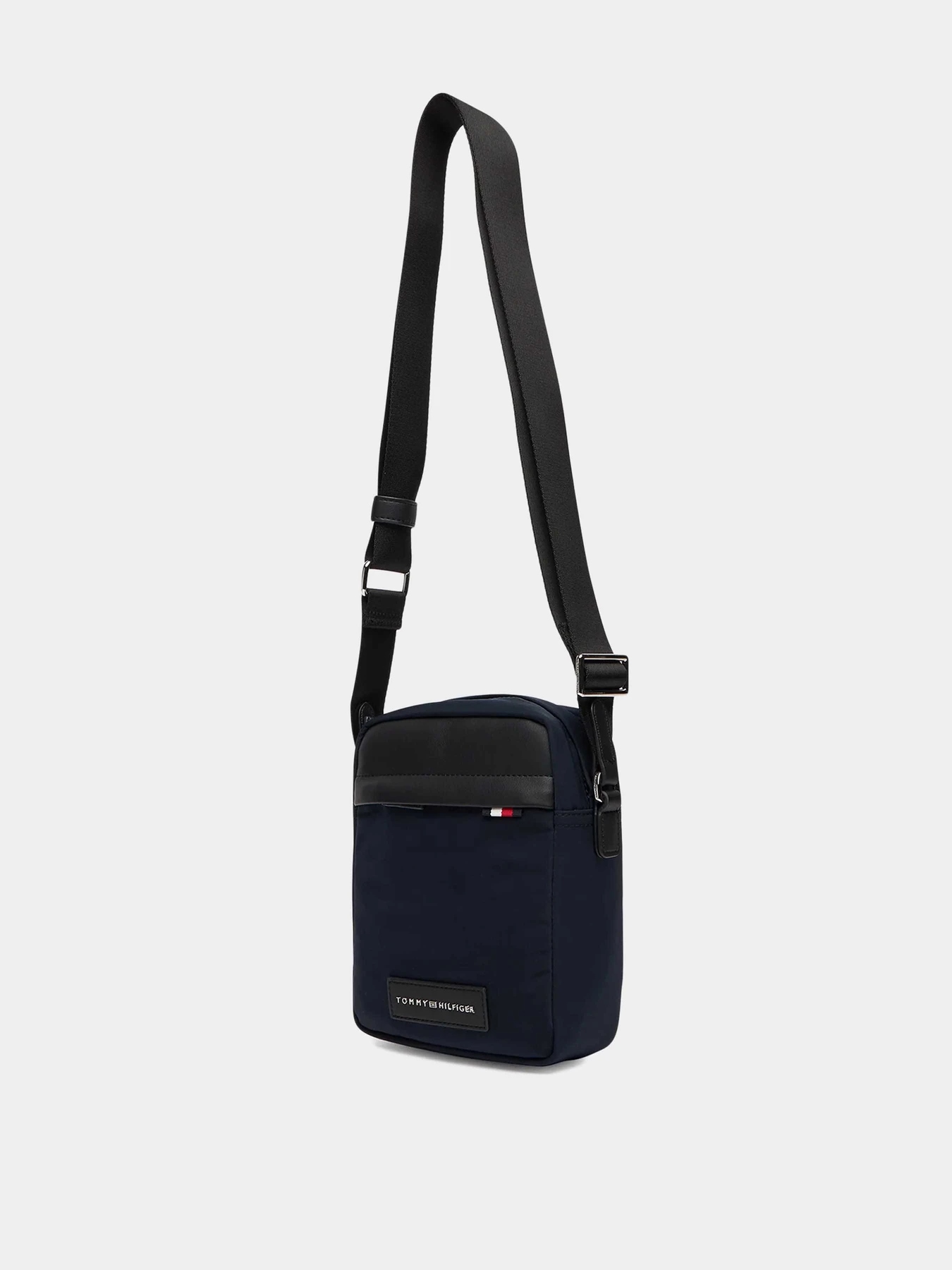 Сумки Tommy Hilfiger модель AM0AM13618-DW6 Сумки Tommy Hilfiger модель AM0AM13618-DW6 Фото